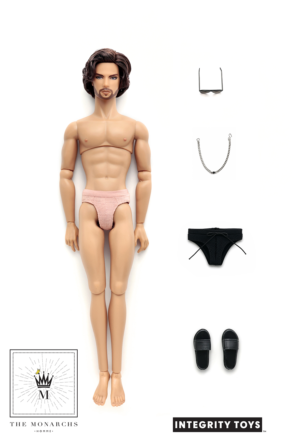 A_Brief_Encounter_Francisco_Leon_doll_accessories
