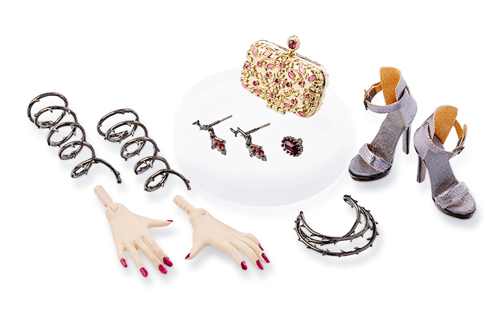 Scarlett_Hex_Anja_ Christensen_doll accessories