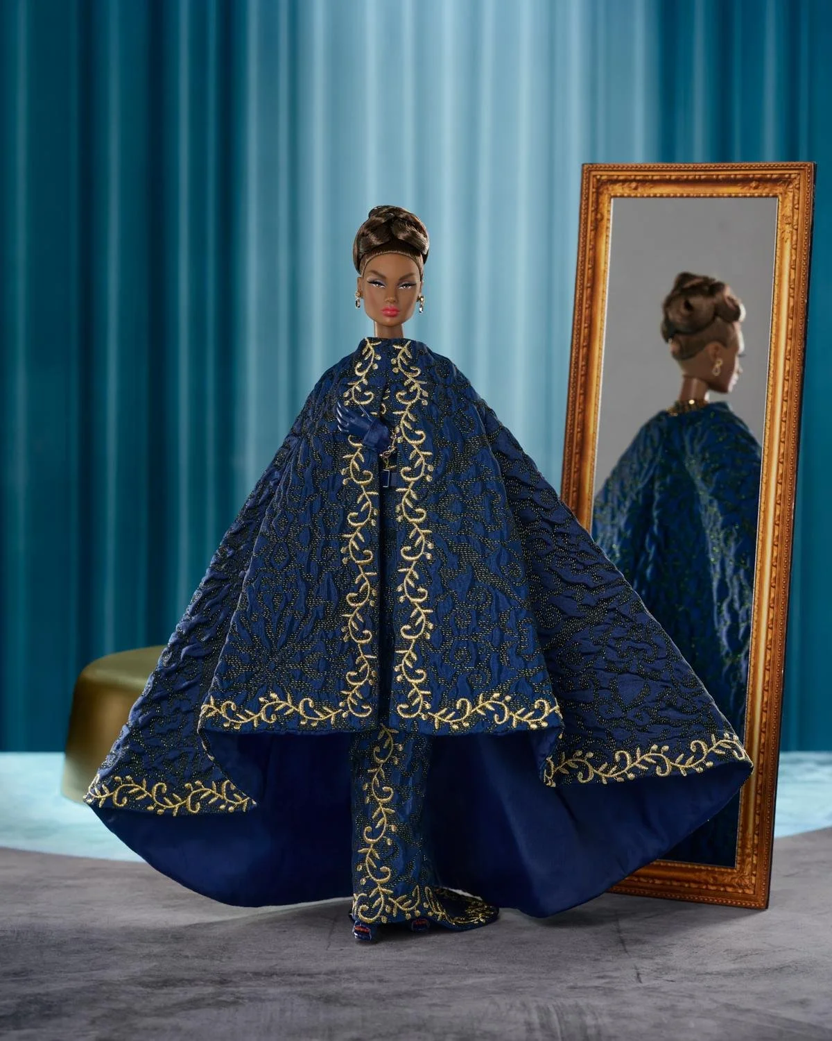 A Shimmering Experience  Della Roux doll