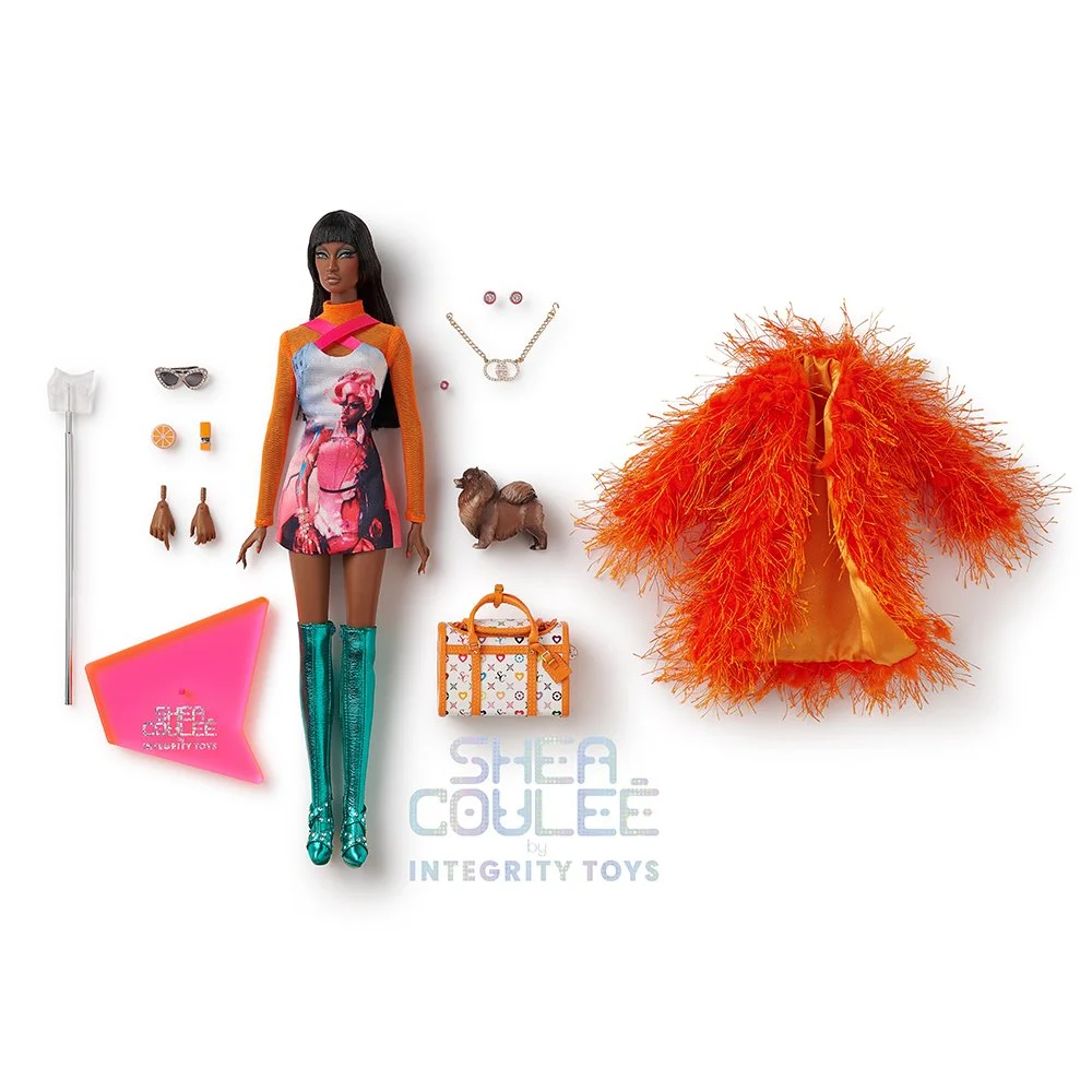 The Shea Couleé Doll amd accessories