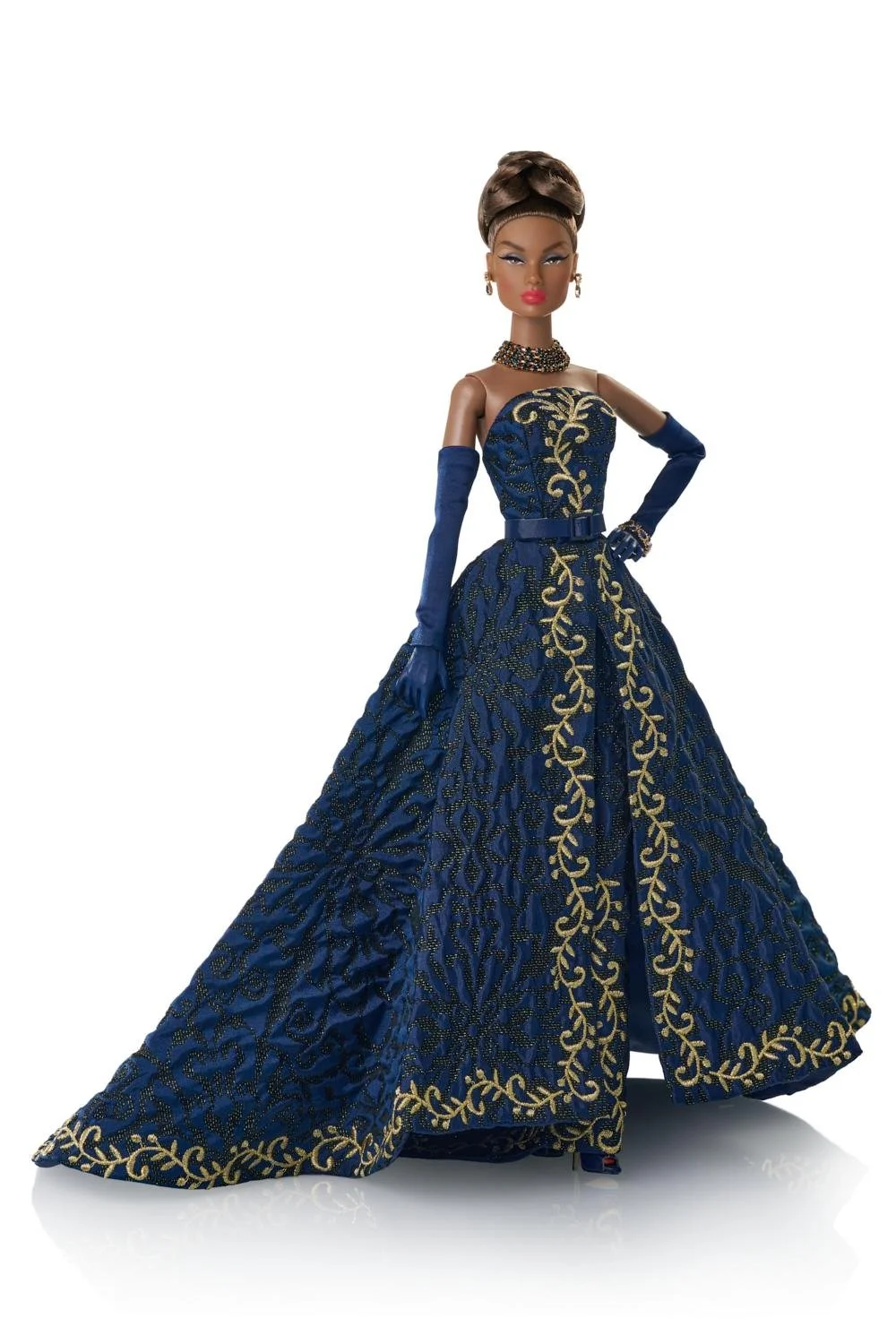 A Shimmering Experience  Della Roux doll