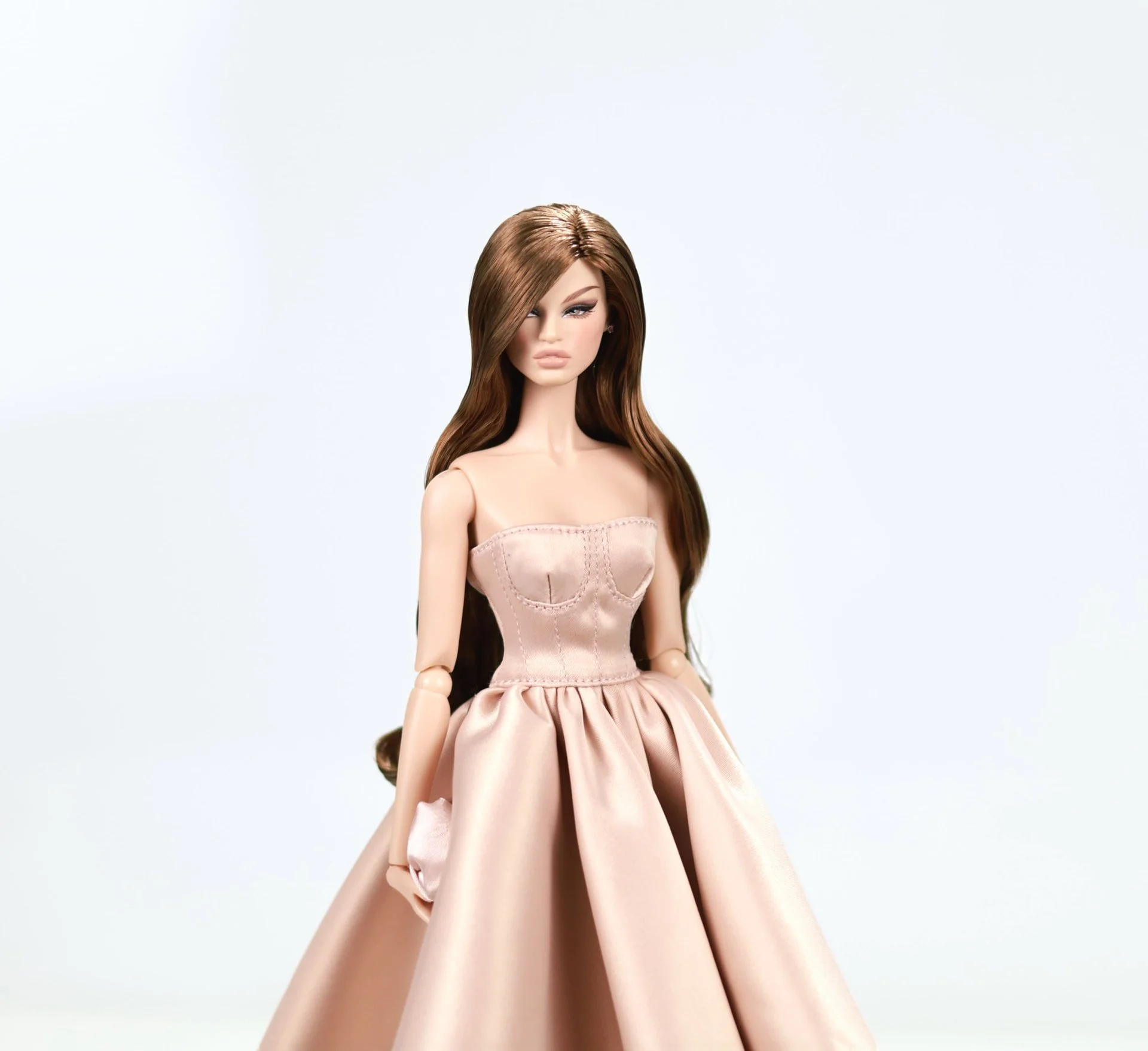 Celebration-Allegra-Orsini-fashion-doll