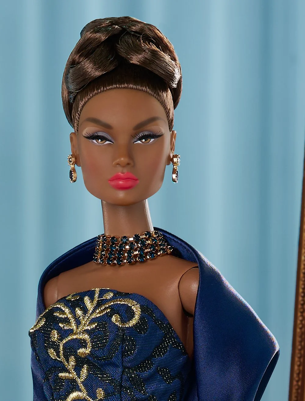 A Shimmering Experience  Della Roux doll