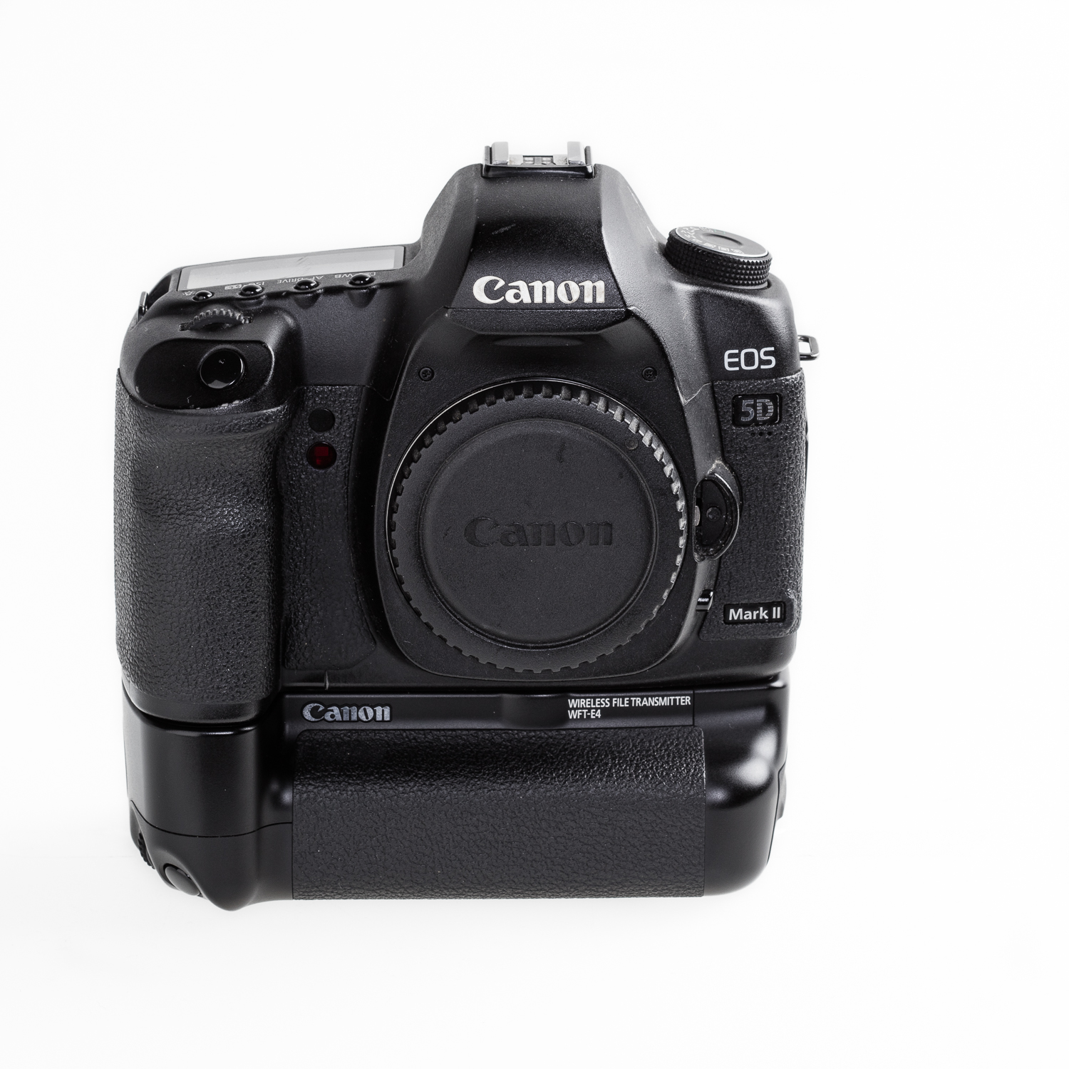 Canon 5DII met 21.1 MP full frame sensor met ruim 200.000 'actuations', hier afgebeeld met de wireless file transmitter.