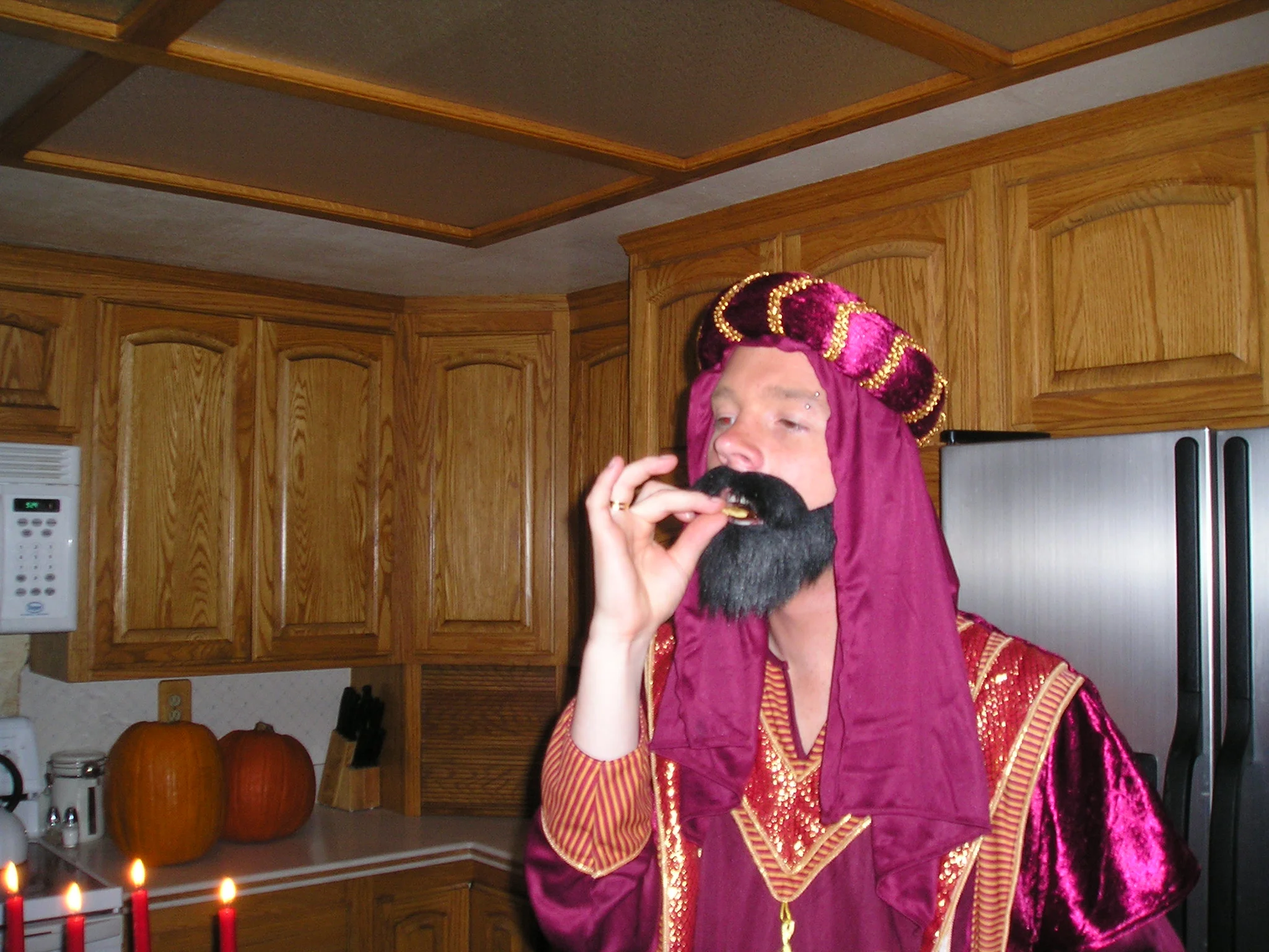 RoyalOakManor 004.jpg