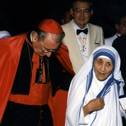    Cardinal O’Connor with Mother Teresa &nbsp;&nbsp;  http://www.kofc.org/un/en/prolife/prayerforlife/cardinal.html 