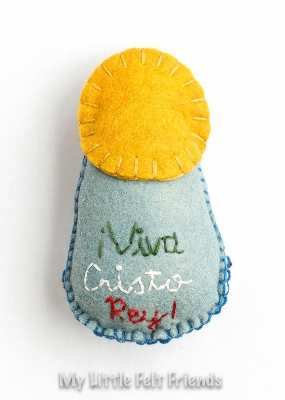 HandMade by Adrianna Tucker @mylittlefeltfriends.com