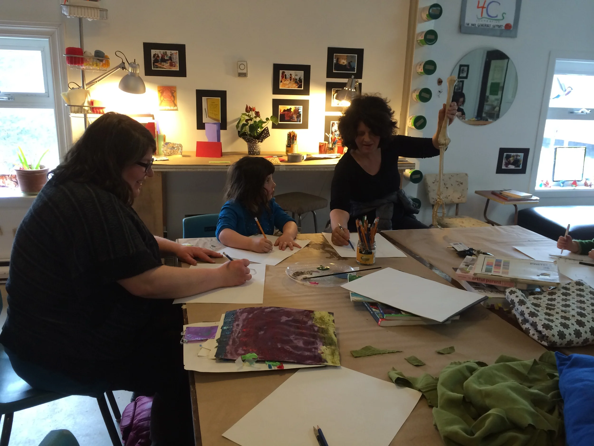 Artist Renee Forrestall shares her knowledge of anatomy with Open Studio artists.