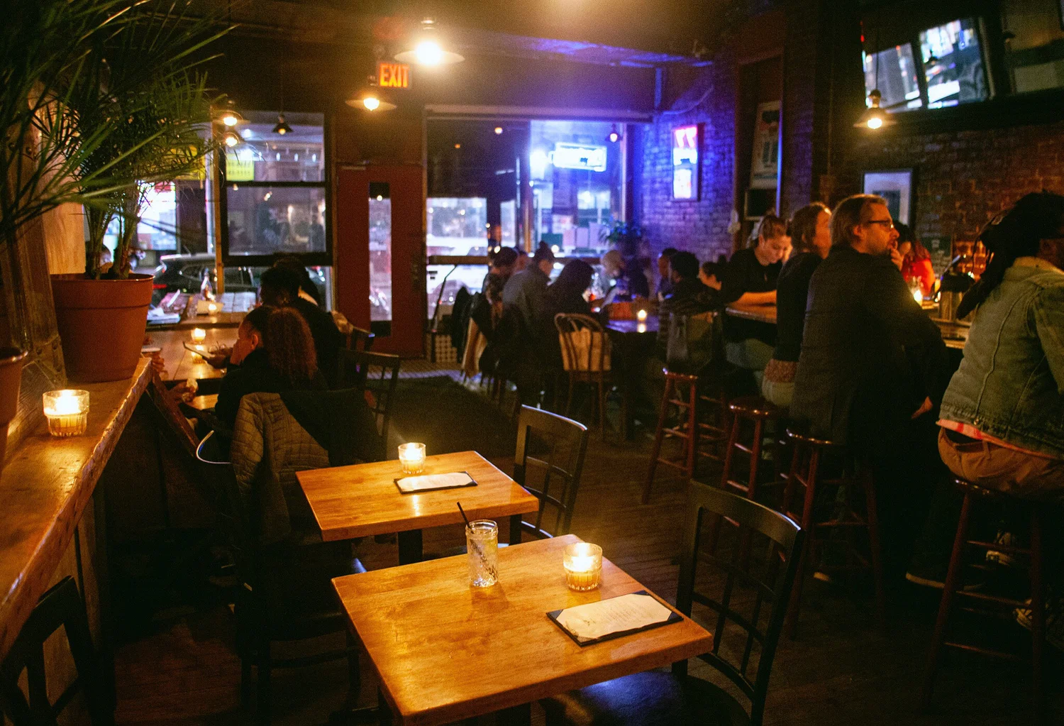 Bar photo 1