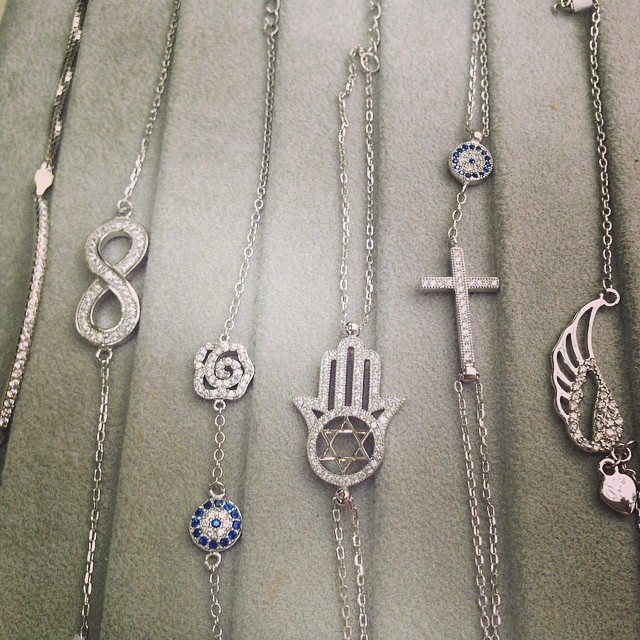 Bracelets? We've got them all!!!
#rivazi #bracelet #sterling #silver #row #plate #infinity #flower #evileye #hamsahand #cross #wings #tofly #stardavid #tennisbracelet #cubiczirconia #platinum #instyle #summer #fashion #brand #new #bestdeal #accessory