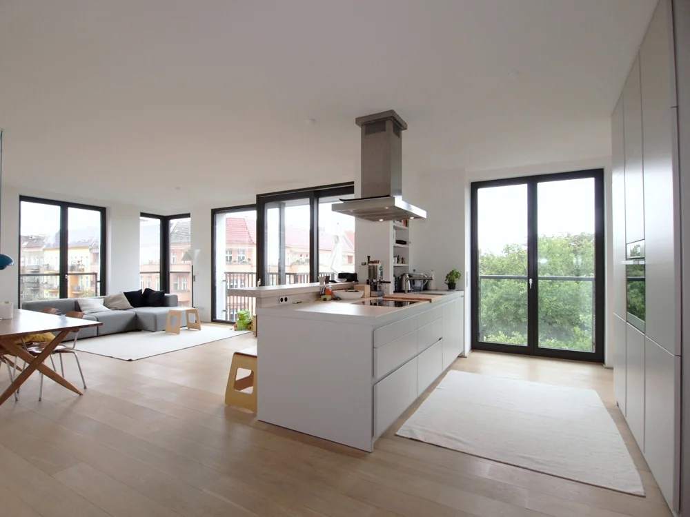 AnaGruden_Jonna&Lucas_Blickzur Küche.JPG