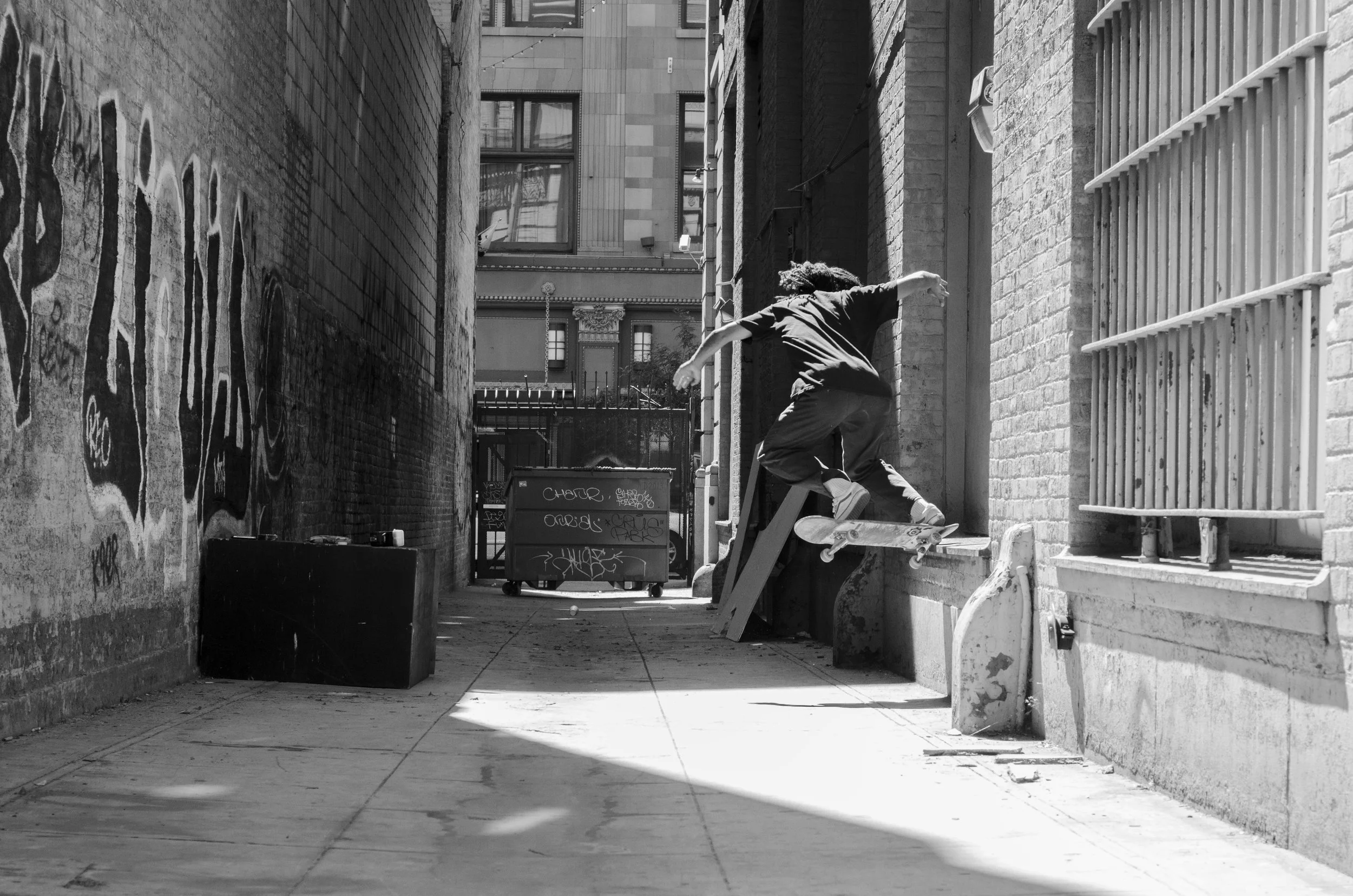 Mario 180 nosegrind b&w final.jpg