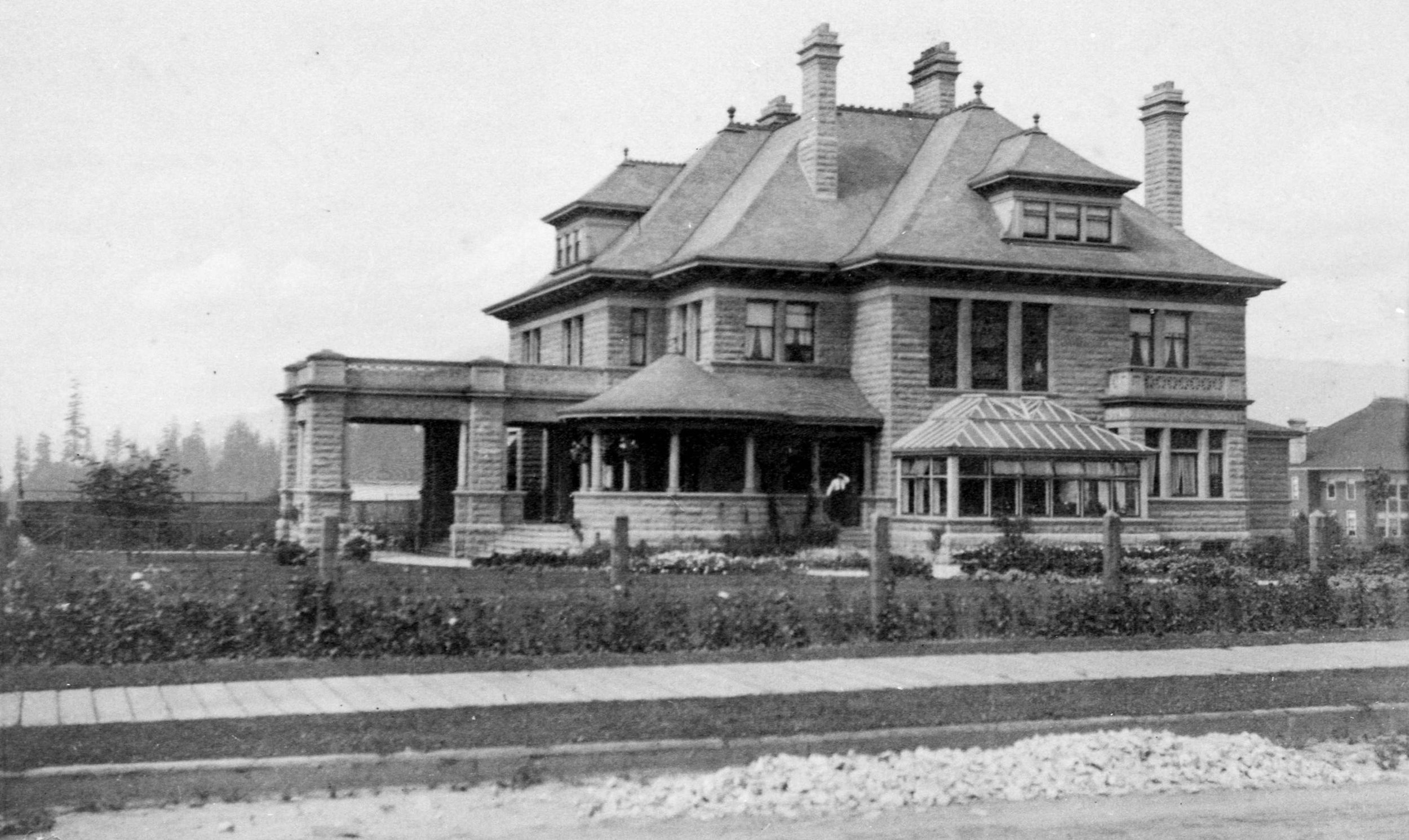 The Gabriola in 1901, shortly after completion.