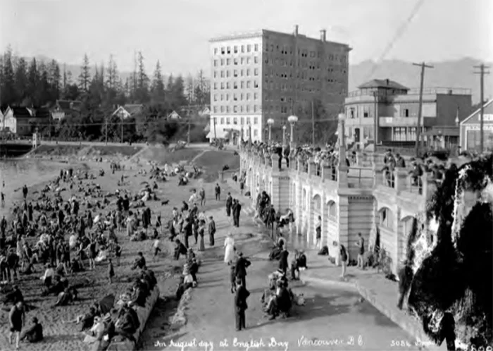 Dominating the West End in 1912.