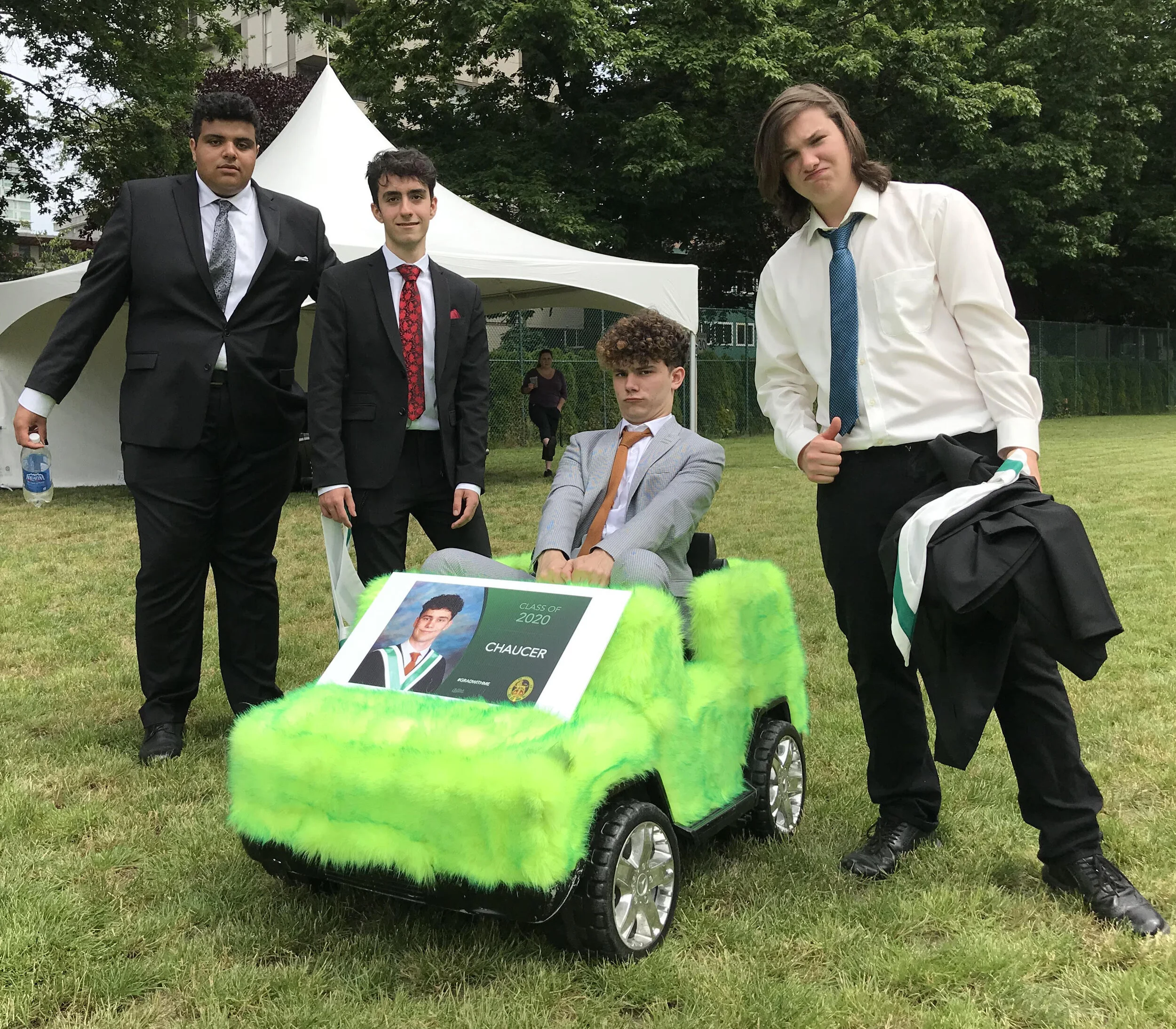 Chaucer G. decided to bring his own car.