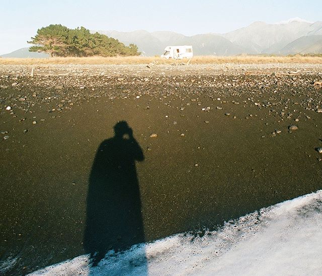 Prime time camping spots #newzealand#35mmfilm .
.
.
.
#analog_whale #film #filmcommunity #filmisalive #filmandfriends #ishootfilm #onfilm #staybrokeshootfilm #believinfilm #analog #analogue #analoguevibes #analogfeatures #thefilmcommunity#filmfpt#pho