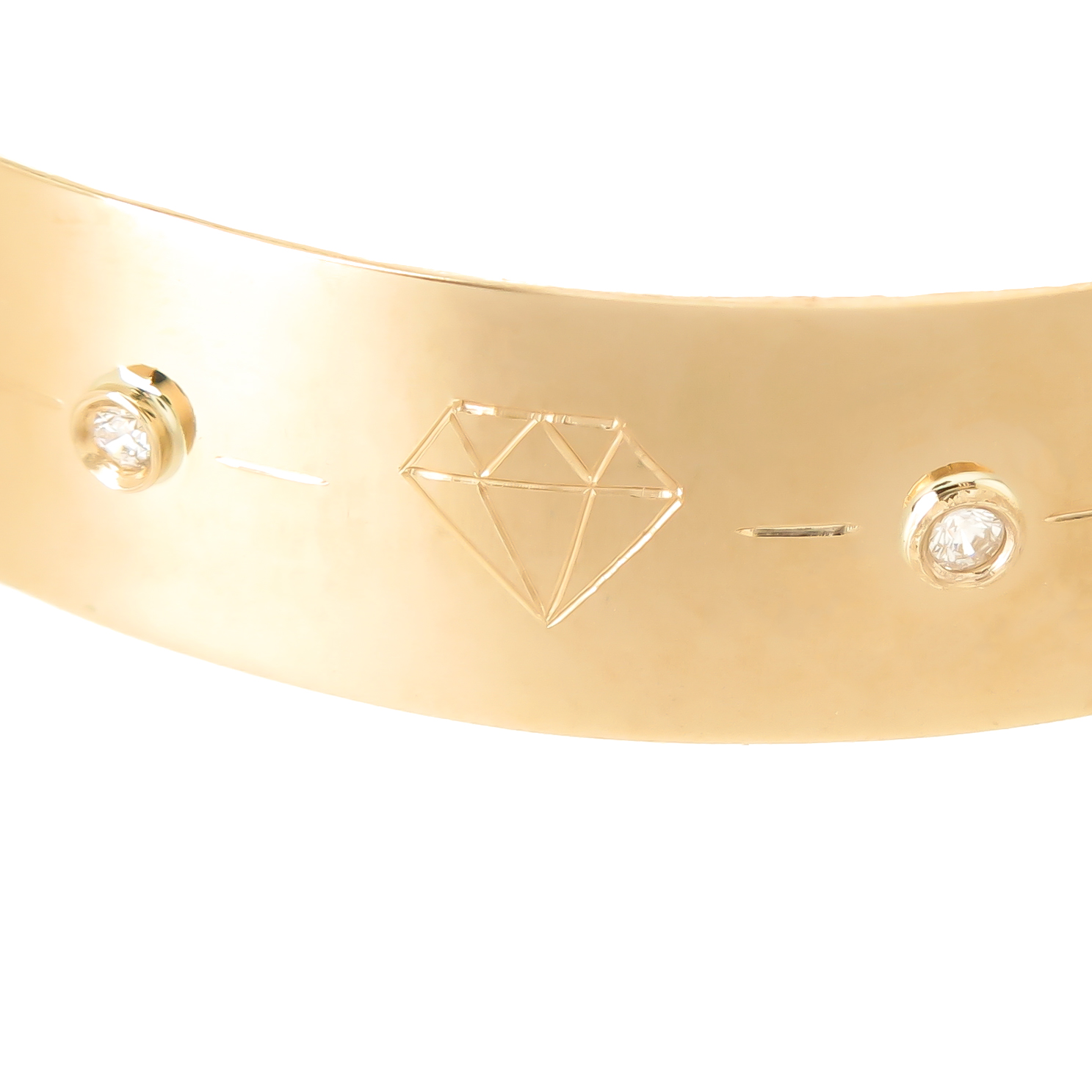 kerry-gilligan-life-bracelet-diamond-engraving.jpg
