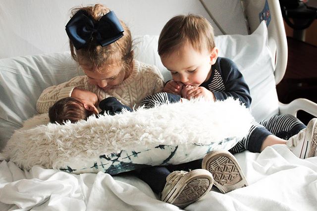 Another year, another Byrne baby 💙 Welcome, Baby Griffin! I plan to induct you into my fan club via bribery 💙 | Disclaimer: these are my sister&rsquo;s kids, not mine.