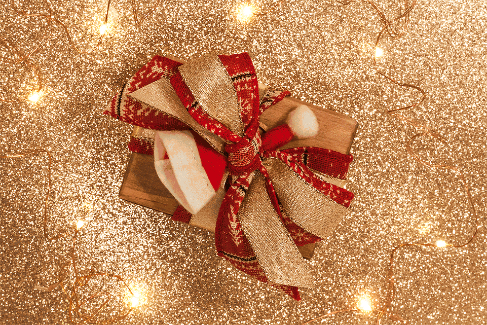 kerry-gilligan-christmas-jewelry.gif