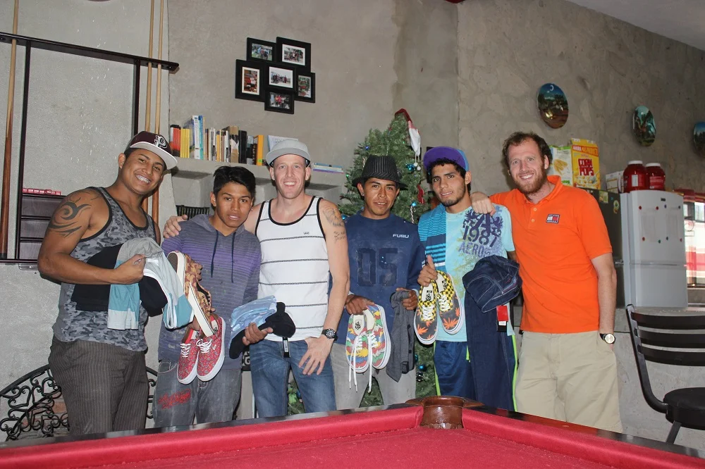 youth Navidad.jpg