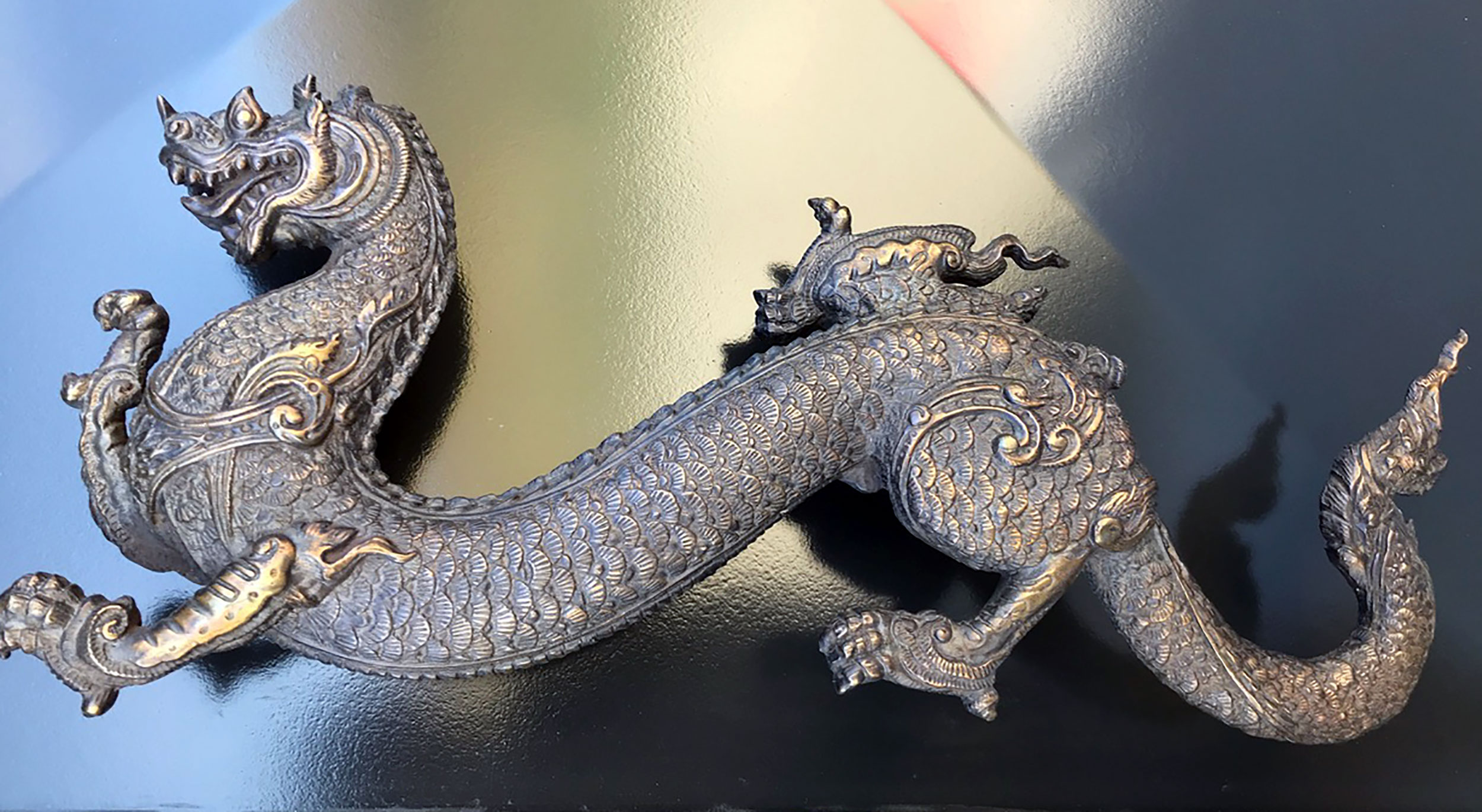 sculpture-dragon-door-handle.jpg