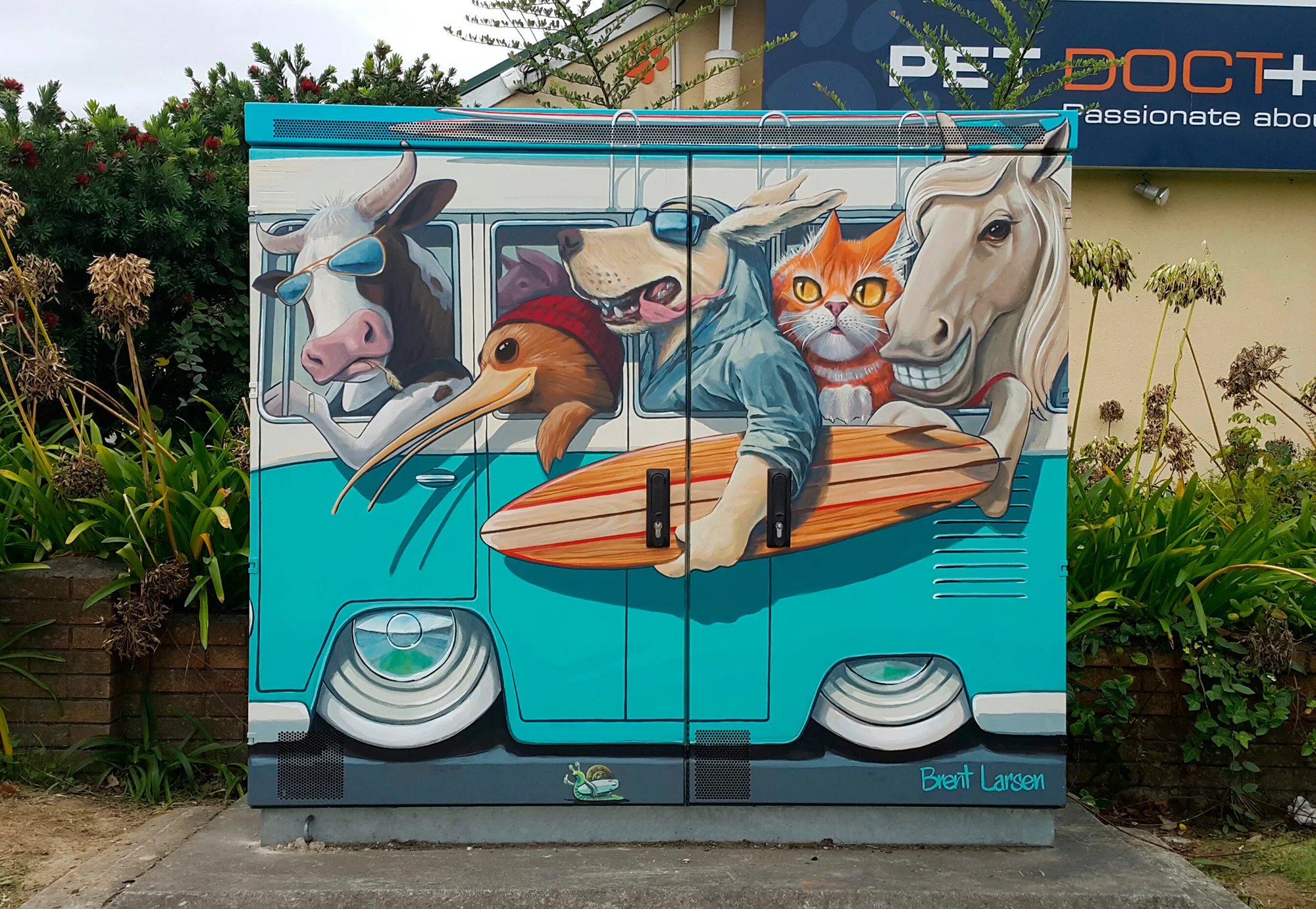 Street art mural painting for Chorus box. 