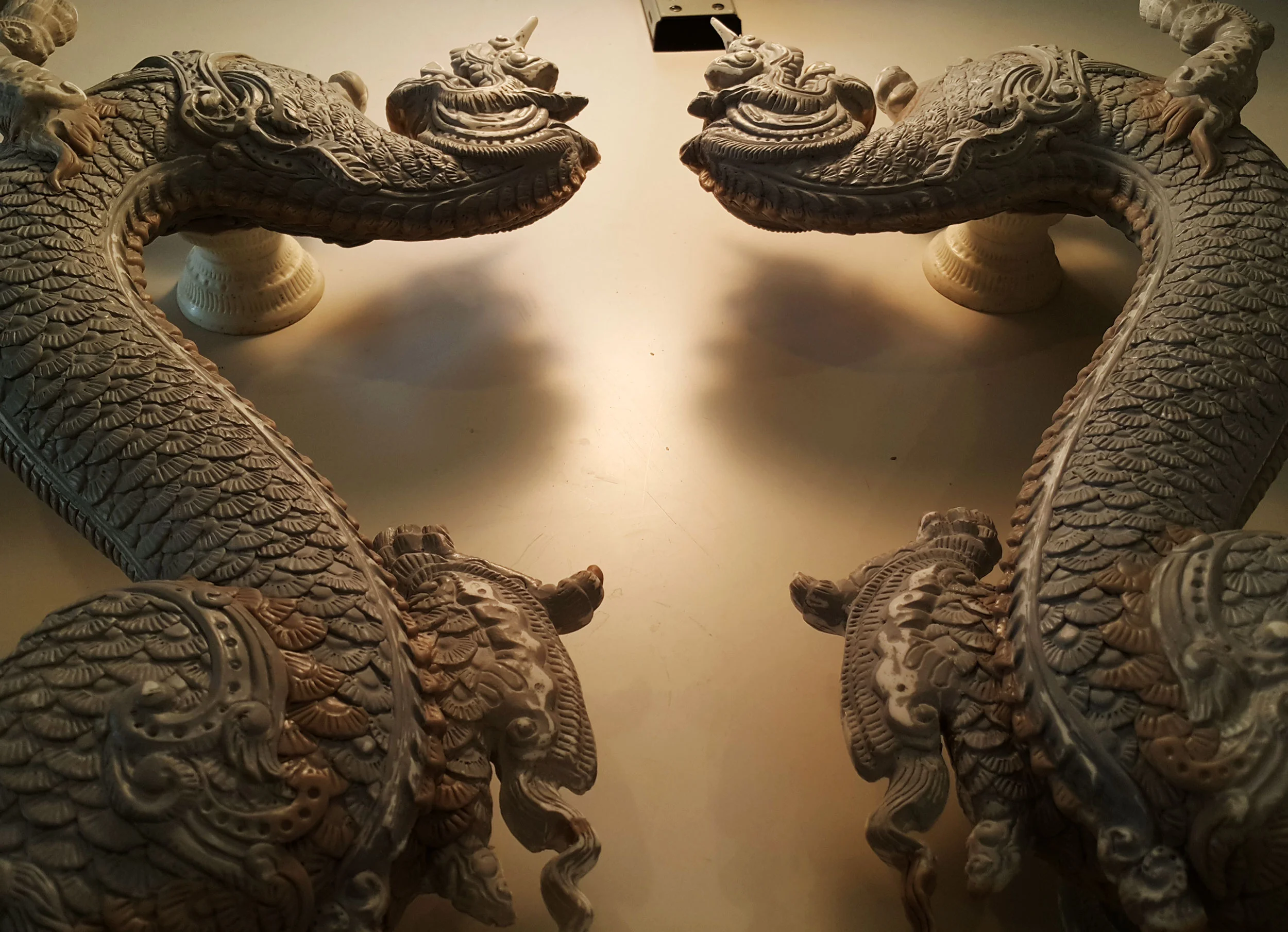 sculpture-dragon-door-handle-clay-1.jpg