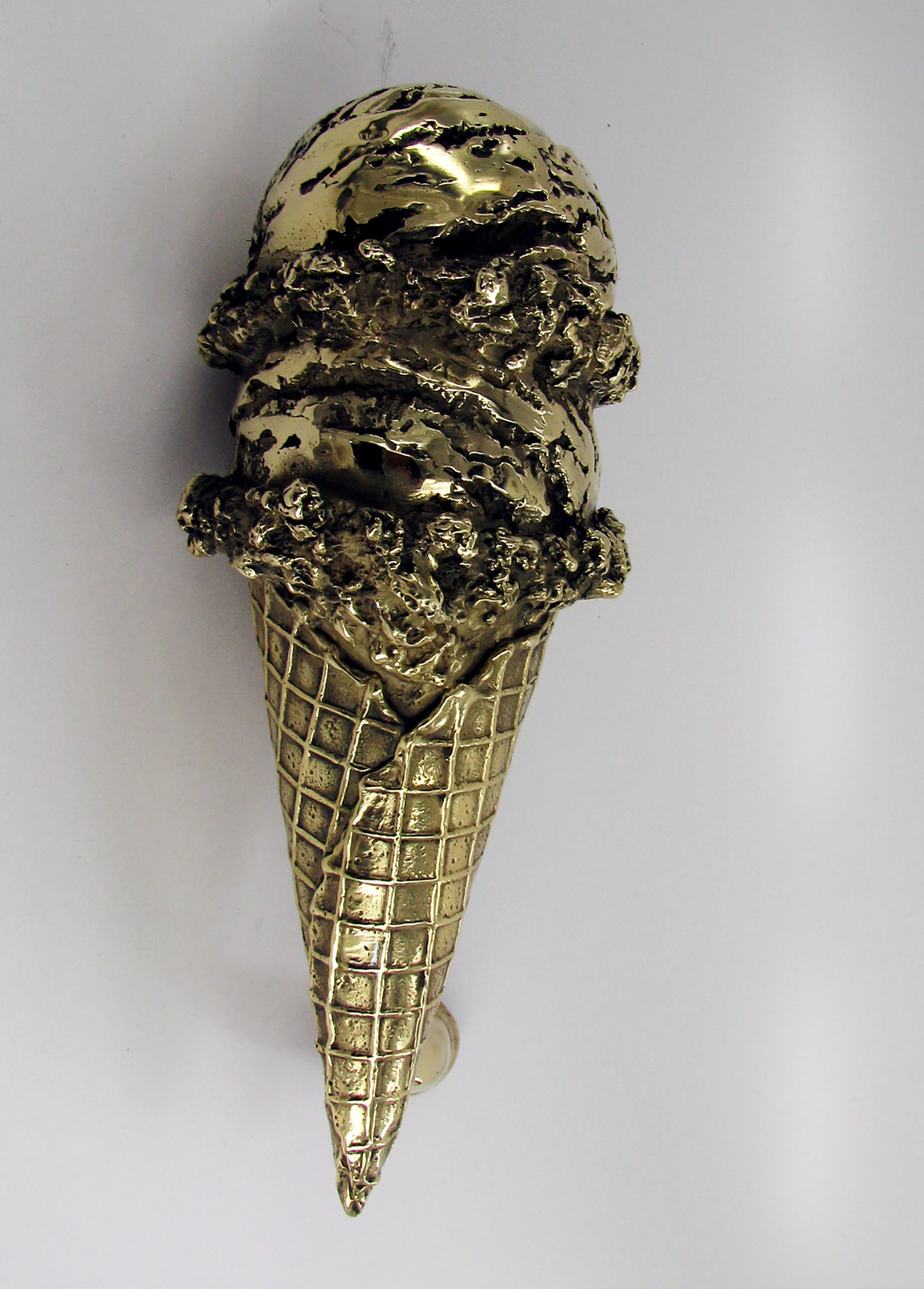 Mrs-Ferg-ice-cream-handle-bronze-1.jpg