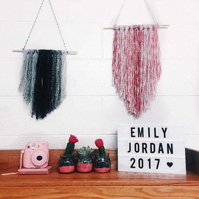Welcome to the new Emily Jordan Headquarters ✌🏽️#DormLife #EmilyJordan2017