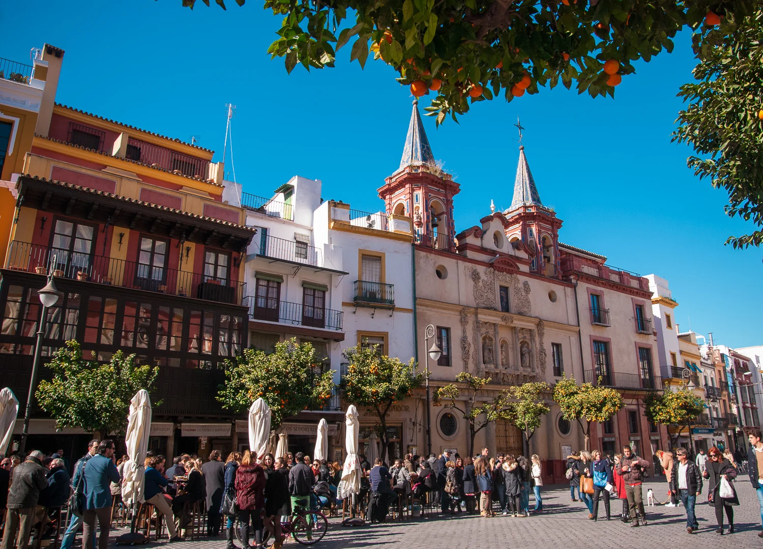The ancient church of the ancient Hospital de la Paz.