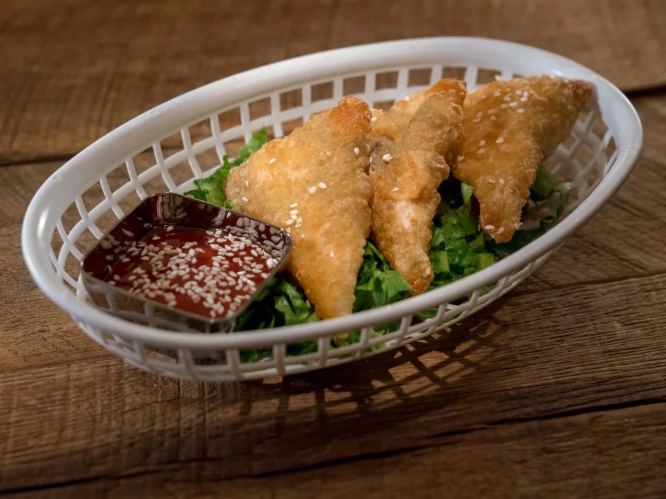 cheeseburger samosas.jpeg