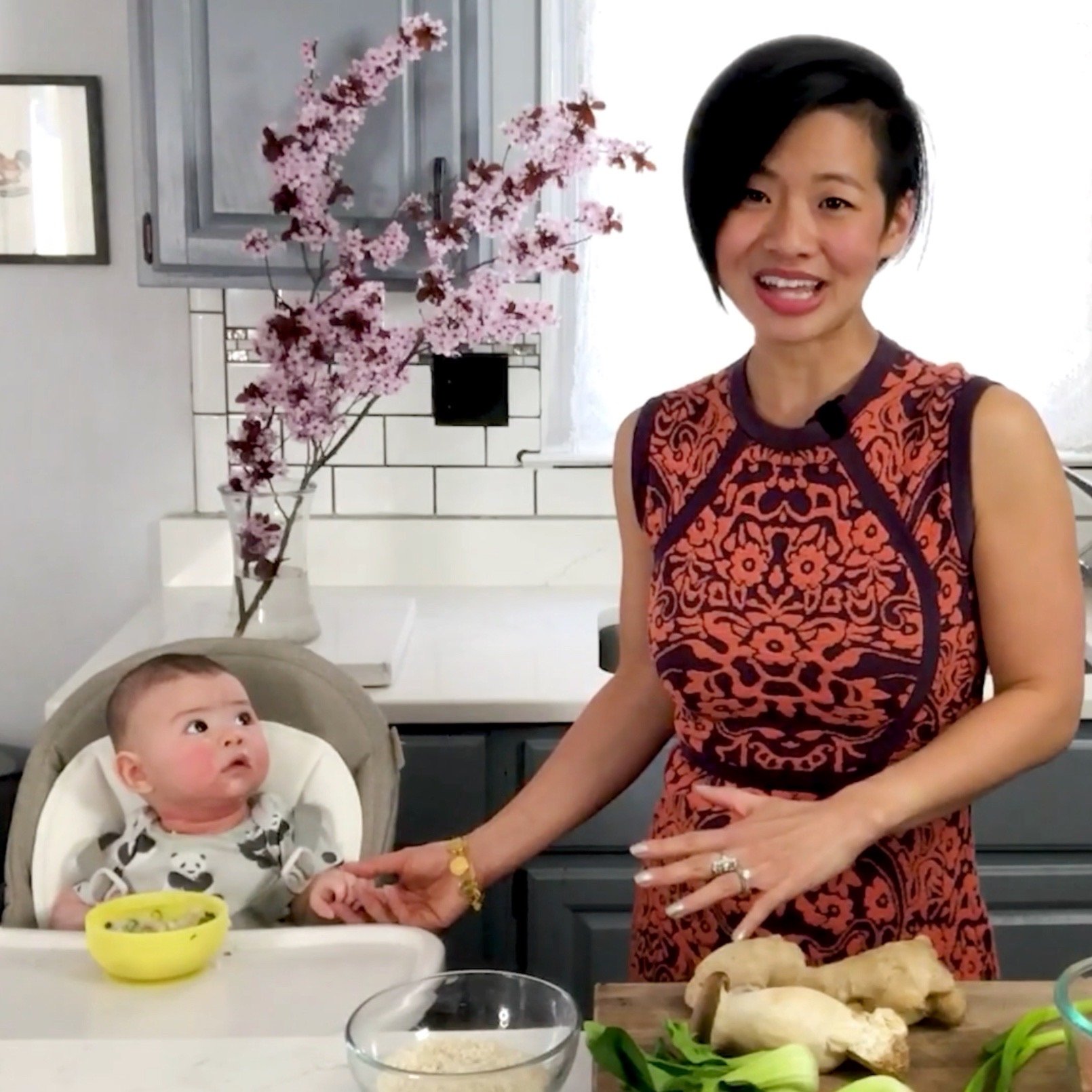 Baby Bites Cooking Series with the Bump