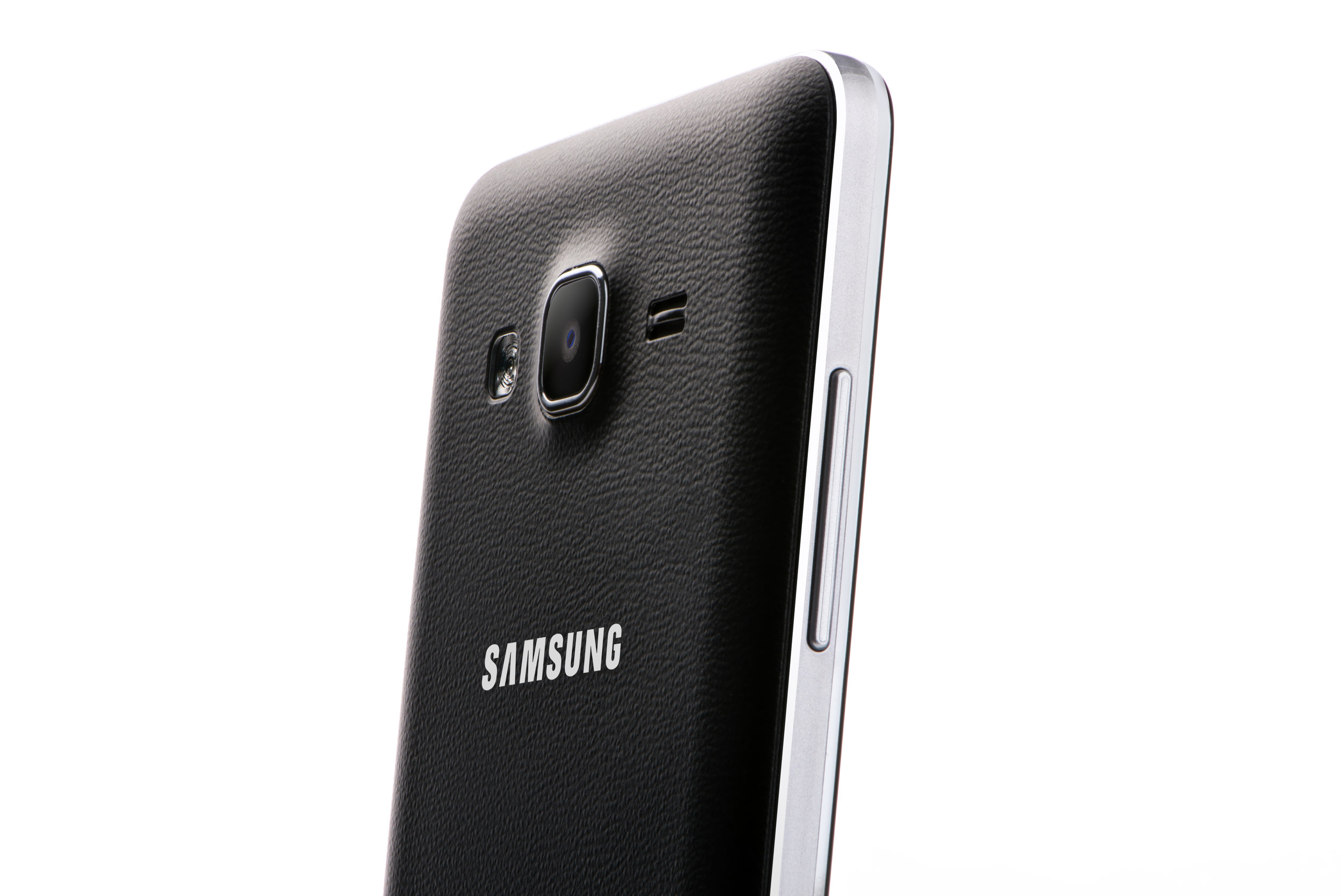 Samsung-On5-Lifestyle-10.jpg