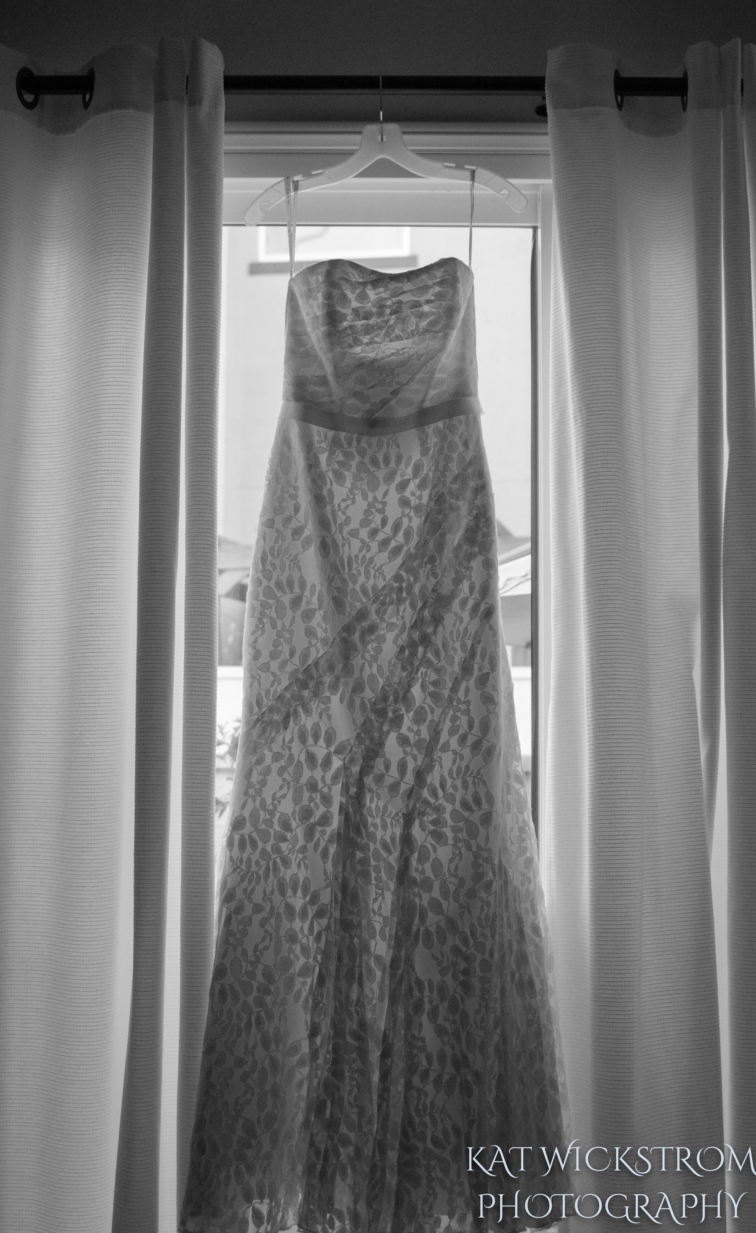 Woodland Hills CA Wedding Dress Photo