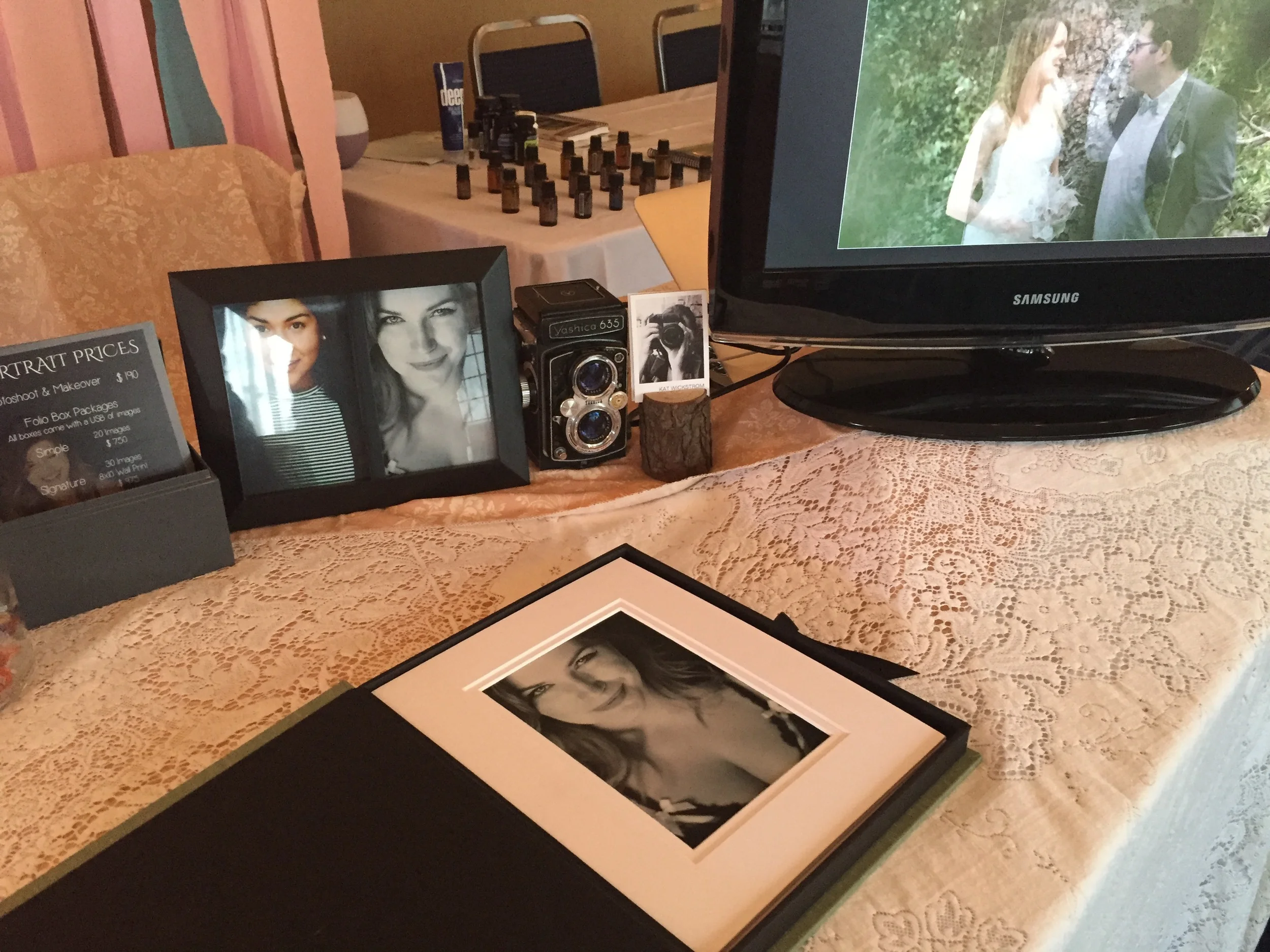 wedding expo photographer booth details