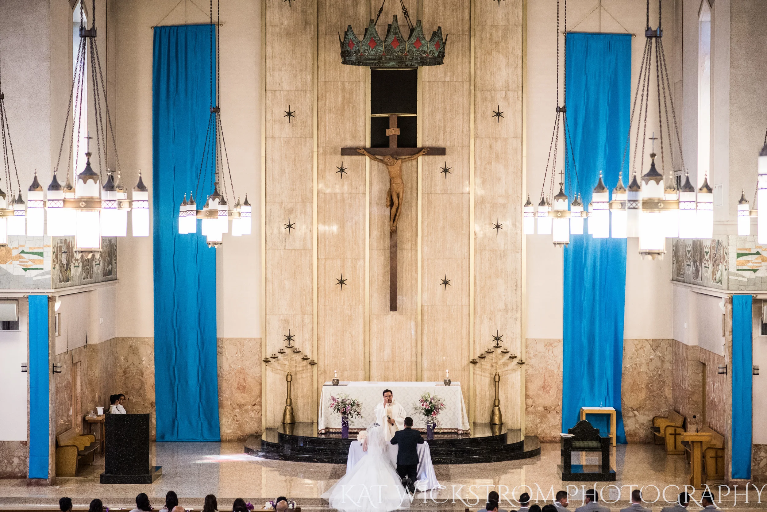 How amazing was this Catholic church ceremony?&nbsp;