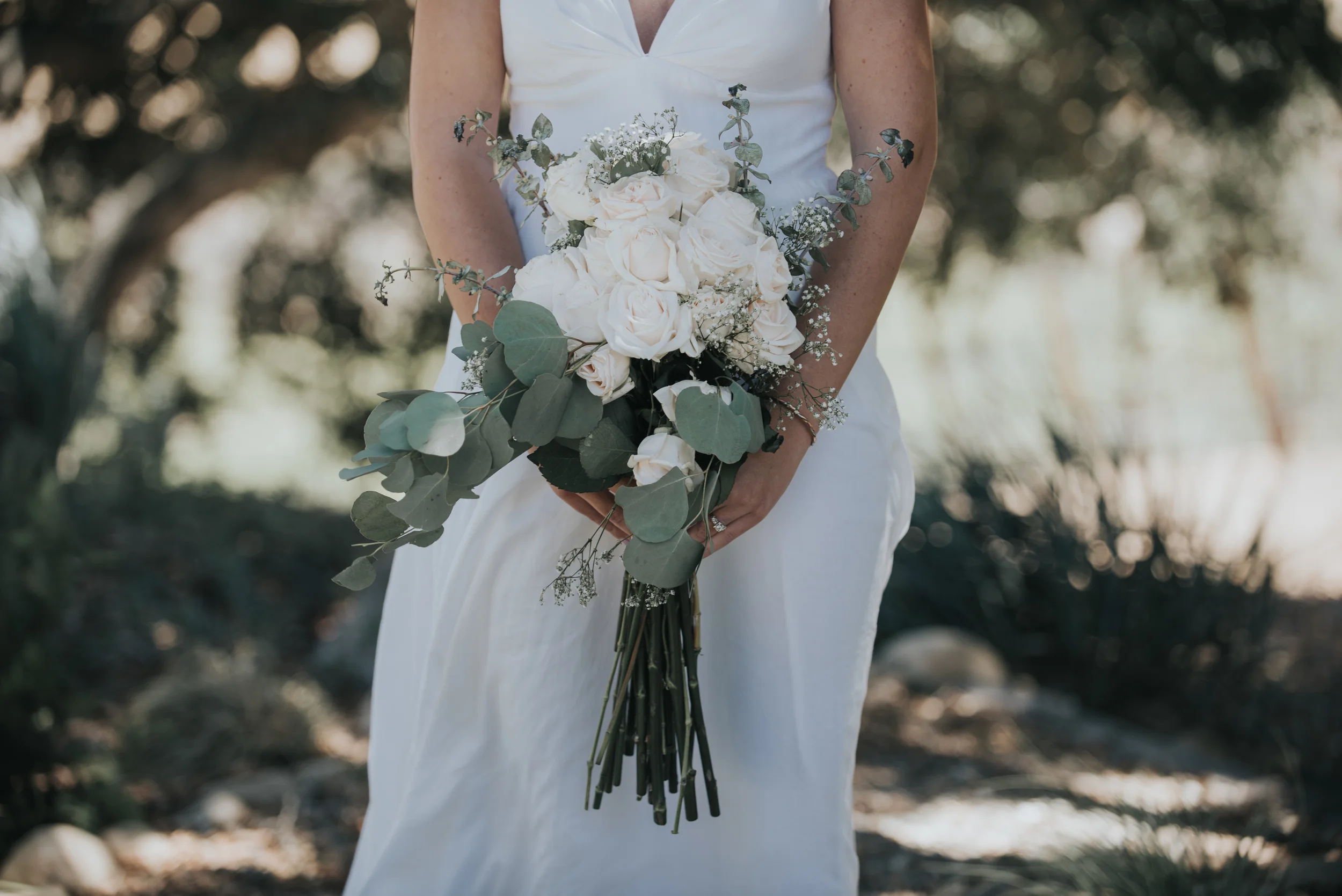 A gorgeous bohemian bouquet for the Bride.