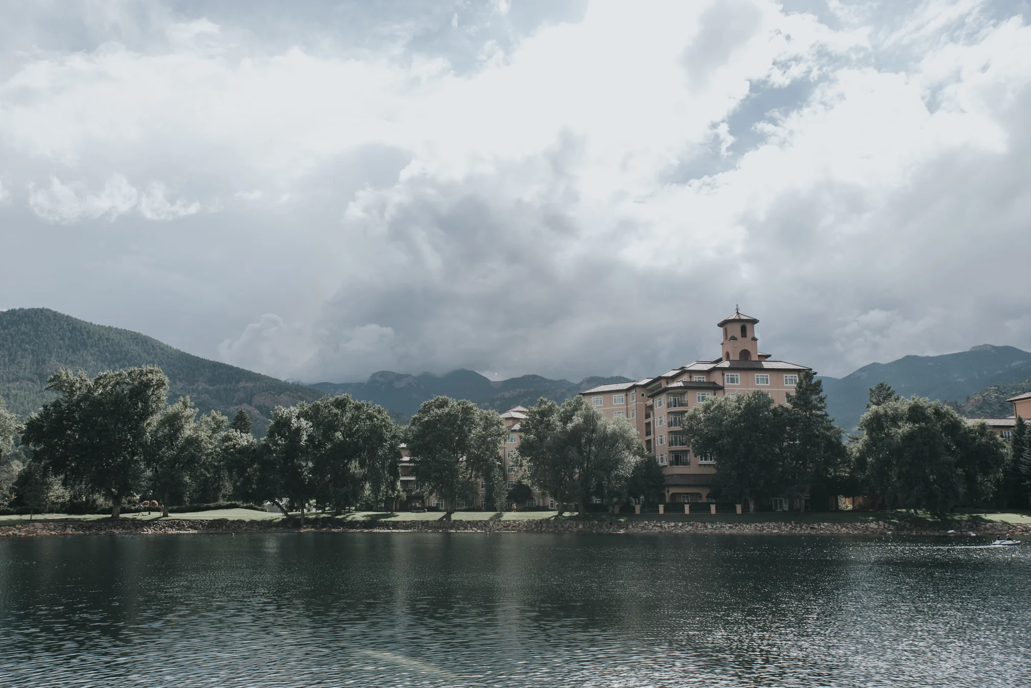 Broadmoor Elopement-1.jpg