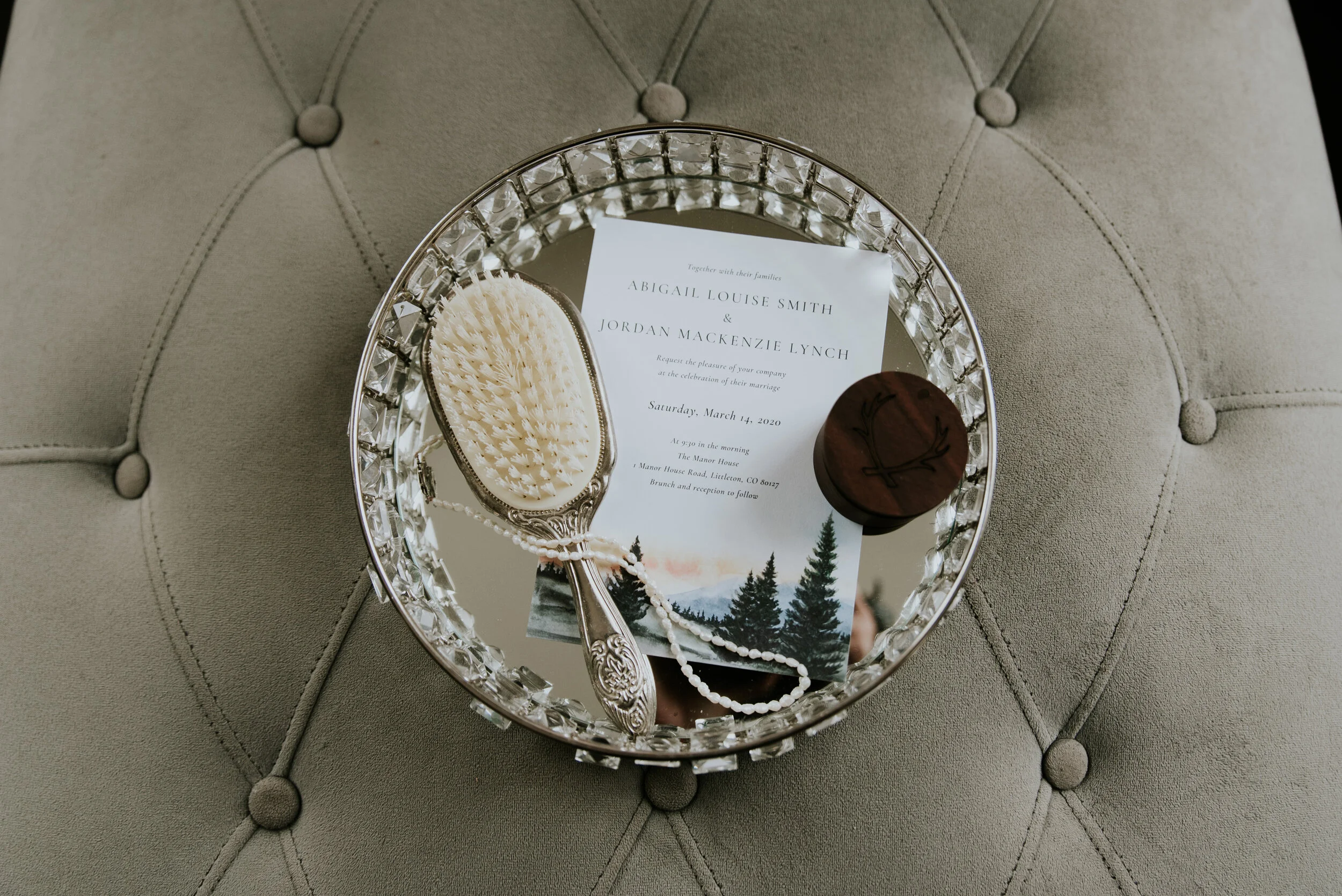 invitation-to-the-manor-house