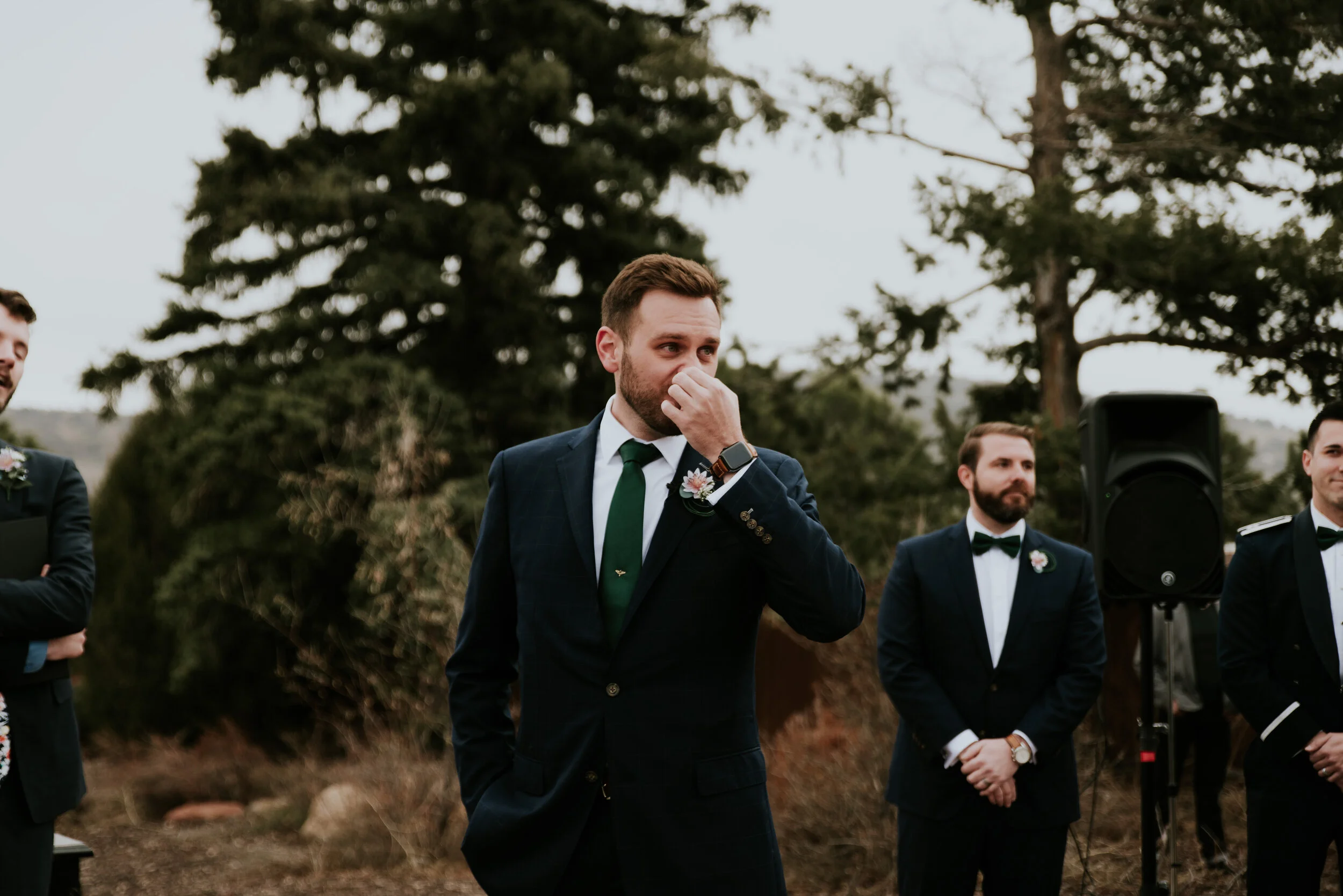 groom-cries-manor-house
