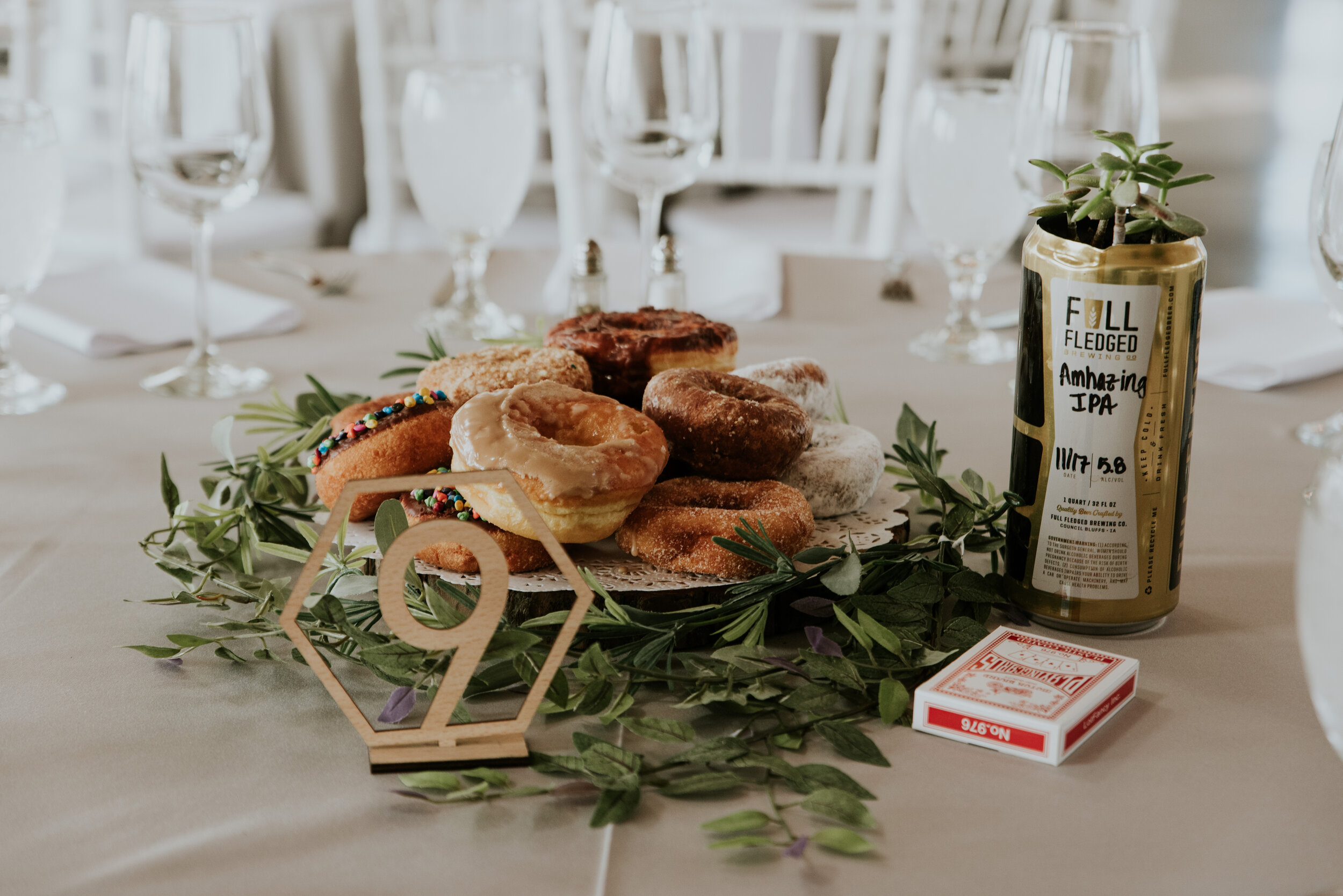 donut-centerpieces