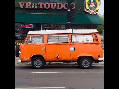 Orange Glitchy Van - MotionGraphics FX