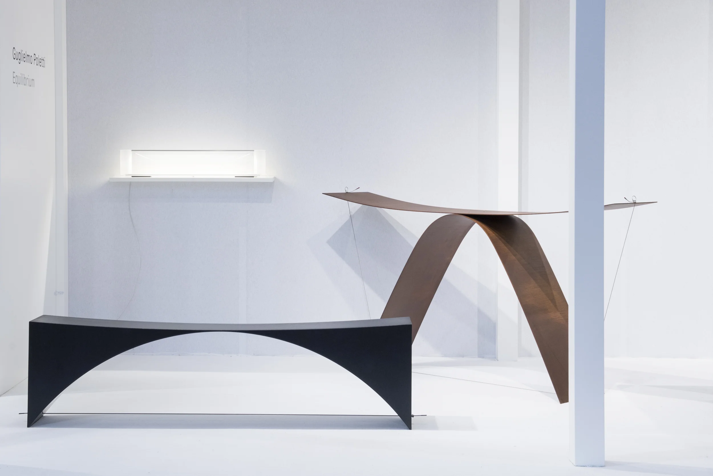 Guglielmo Poletti stand at Maison&Objet 2018 with Equilibrium bench and console © Maison&Objet