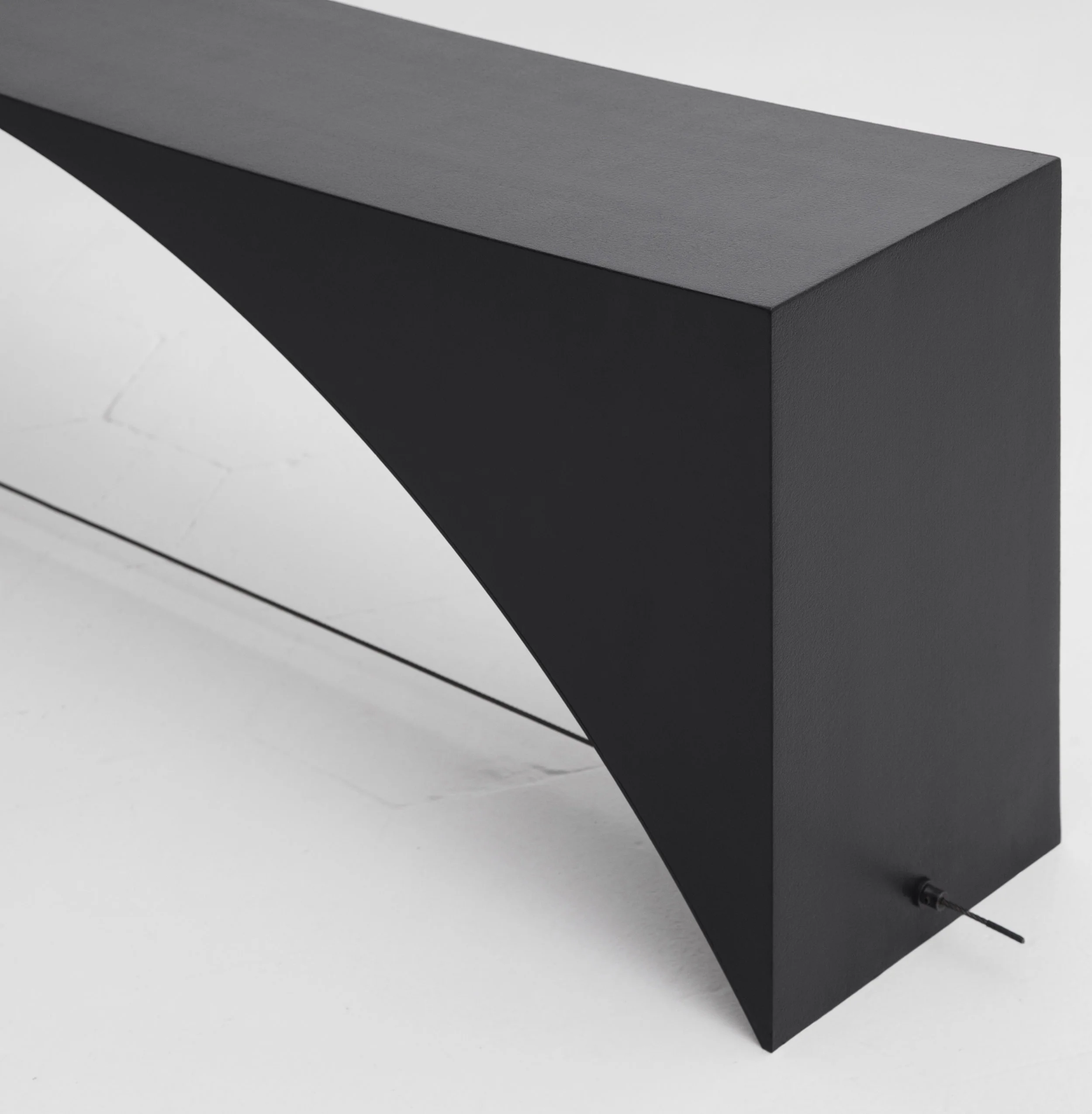 Detail of Equilibrium Bench designed by Guglielmo Poletti © Giulia Piermartiri