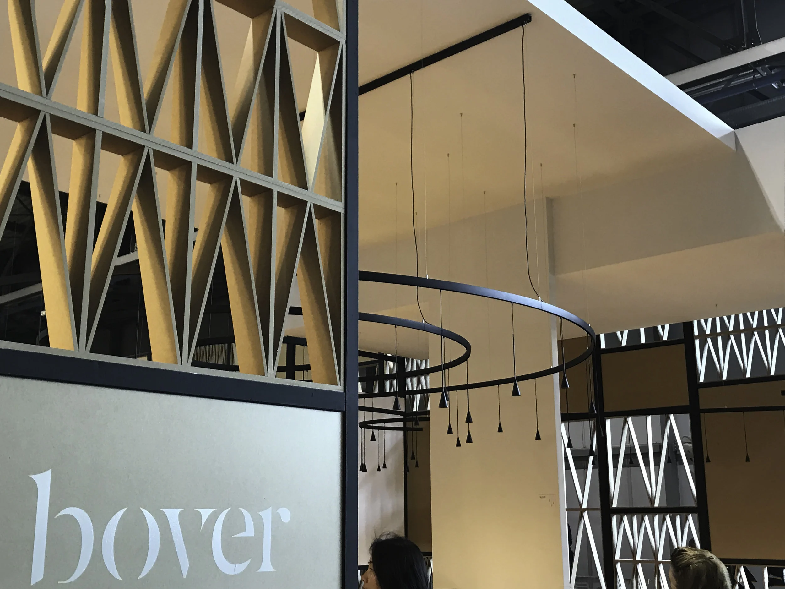 Skybel Circle chandelier, Euroluce 2019 Design: Estudi Manel Molina