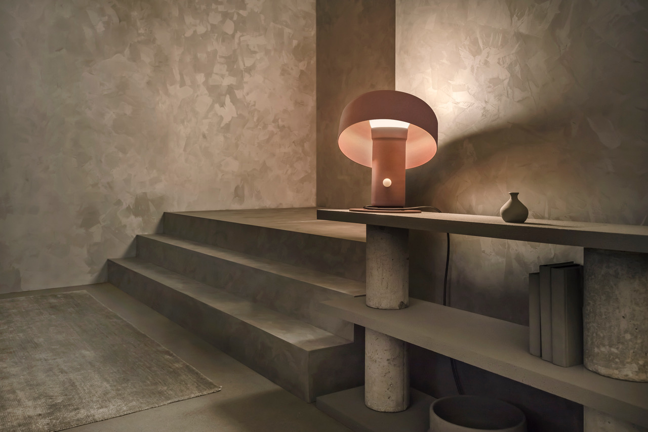 Pivot table lamp, 2019 ⓒ Andre Paul Pinces Design: Lukas Peet