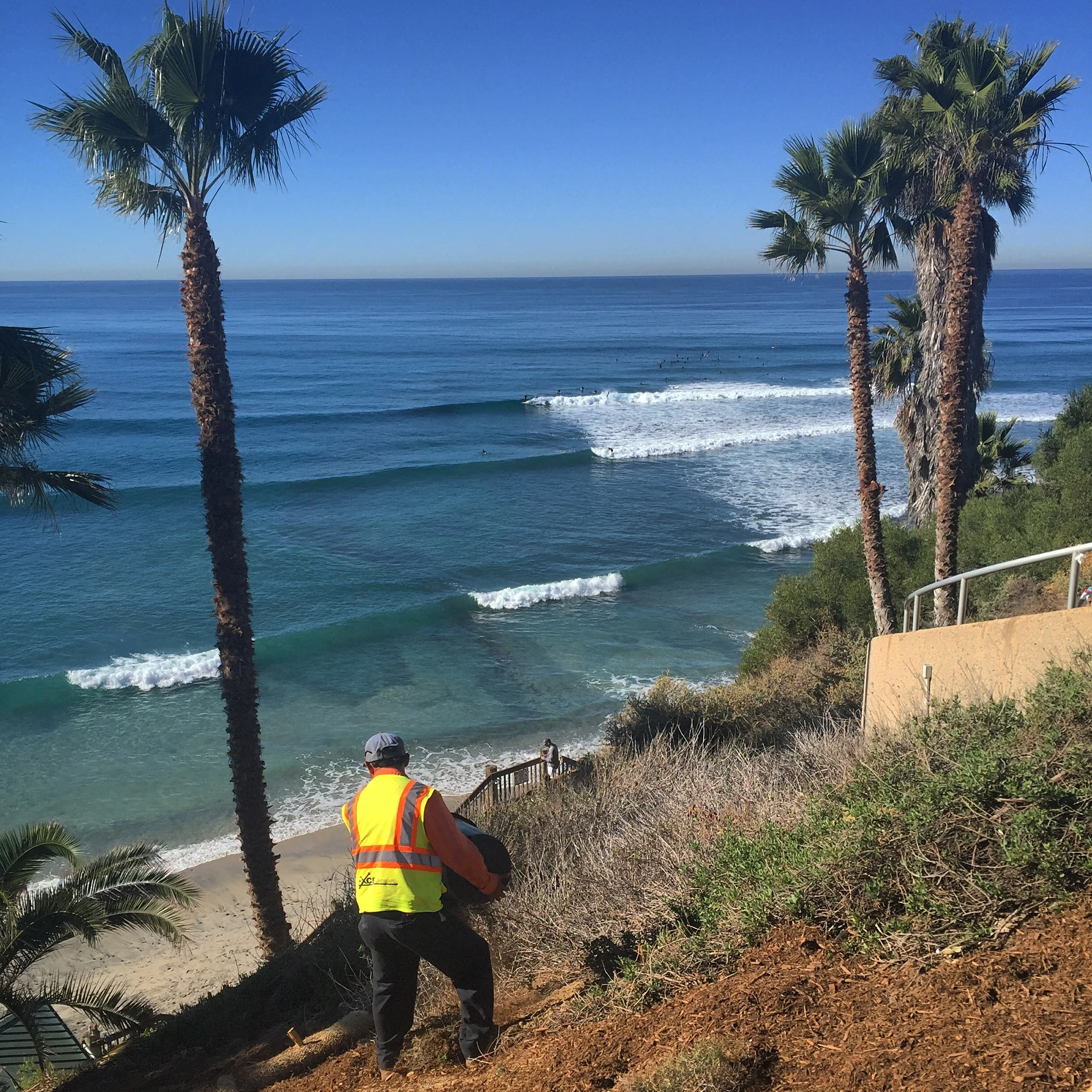  Workers prep for the impending Apocalypse - adding mulch to the cliffs at Swami's to reduce erosion. SoCal is in a state of panic as we prepare for the potential of the greatest El Niño in the history of history this winter. 
