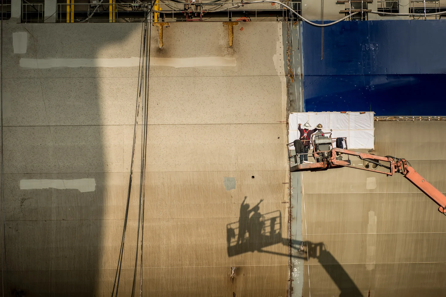 american-natural-gas-nassco-crane-workers.jpg