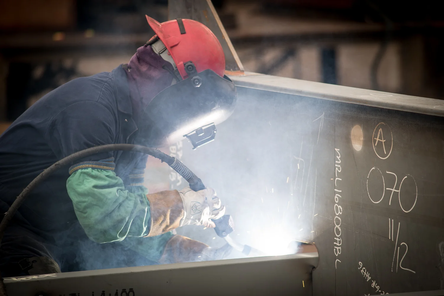 american-natural-gas-nassco-worker-sanding.jpg