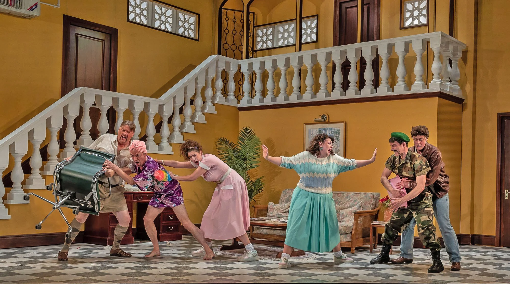Il barbiere di Siviglia at Longborough Festival Opera (Photo : Clive Barda)